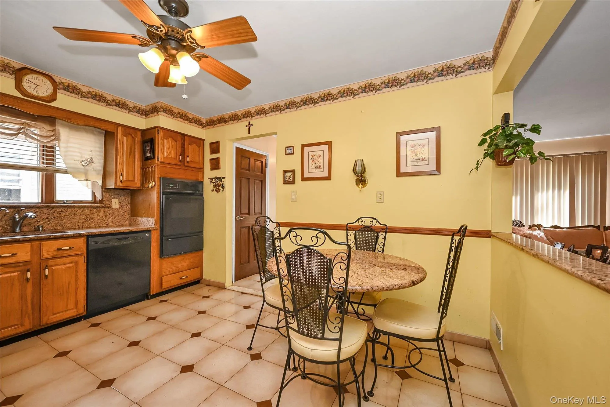 160-29 25th Avenue, New York, NY, 3 Bedrooms Bedrooms, 7 Rooms Rooms,1 BathroomBathrooms,Residential,For Rent,25th,0,1054489 160-29 25th Avenue, New York, NY, 3 Bedrooms Bedrooms, 7 Rooms Rooms,1 BathroomBathrooms,Residential,For Rent,25th,0,1054489