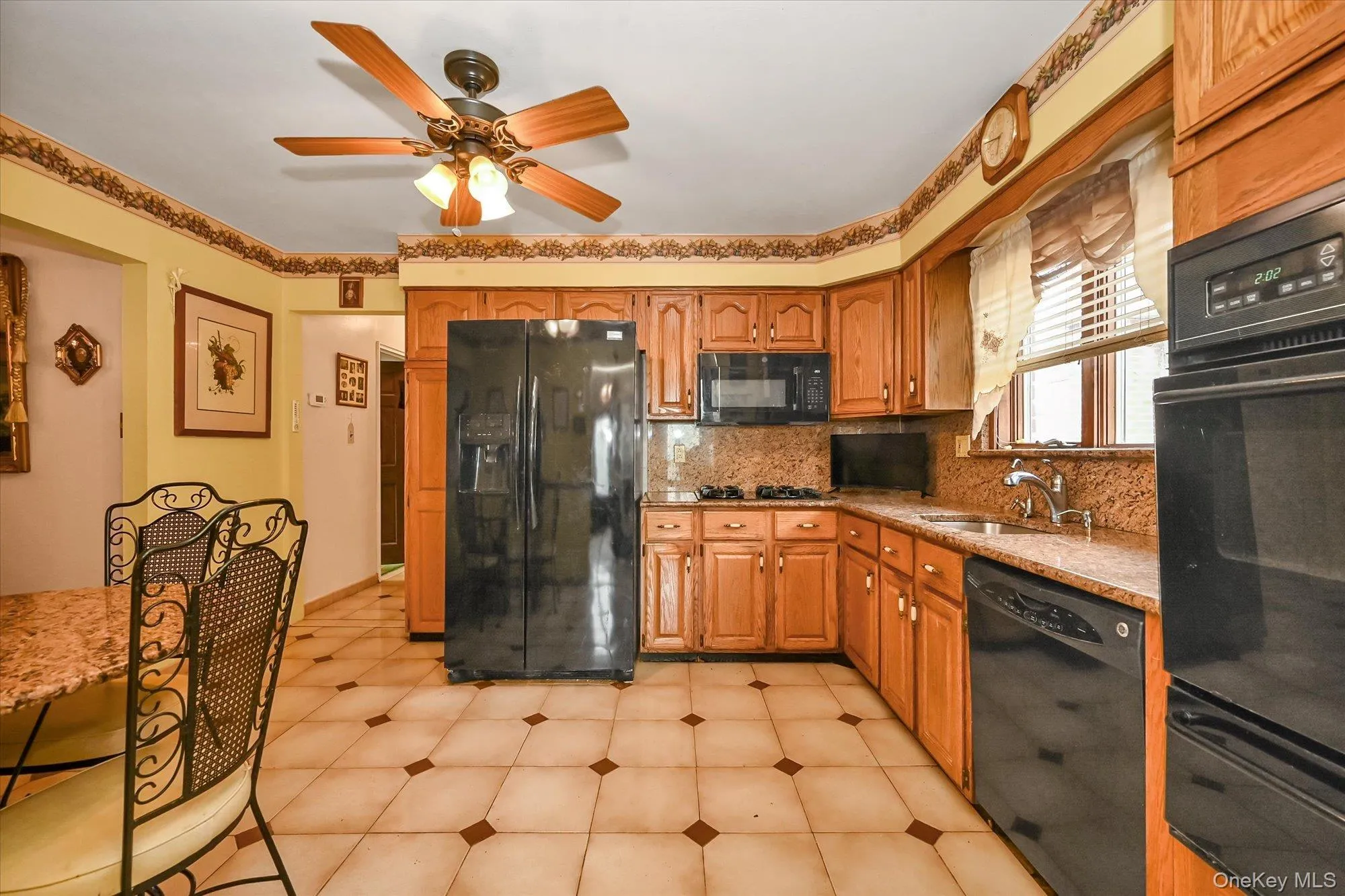 160-29 25th Avenue, New York, NY, 3 Bedrooms Bedrooms, 7 Rooms Rooms,1 BathroomBathrooms,Residential,For Rent,25th,0,1054489 160-29 25th Avenue, New York, NY, 3 Bedrooms Bedrooms, 7 Rooms Rooms,1 BathroomBathrooms,Residential,For Rent,25th,0,1054489