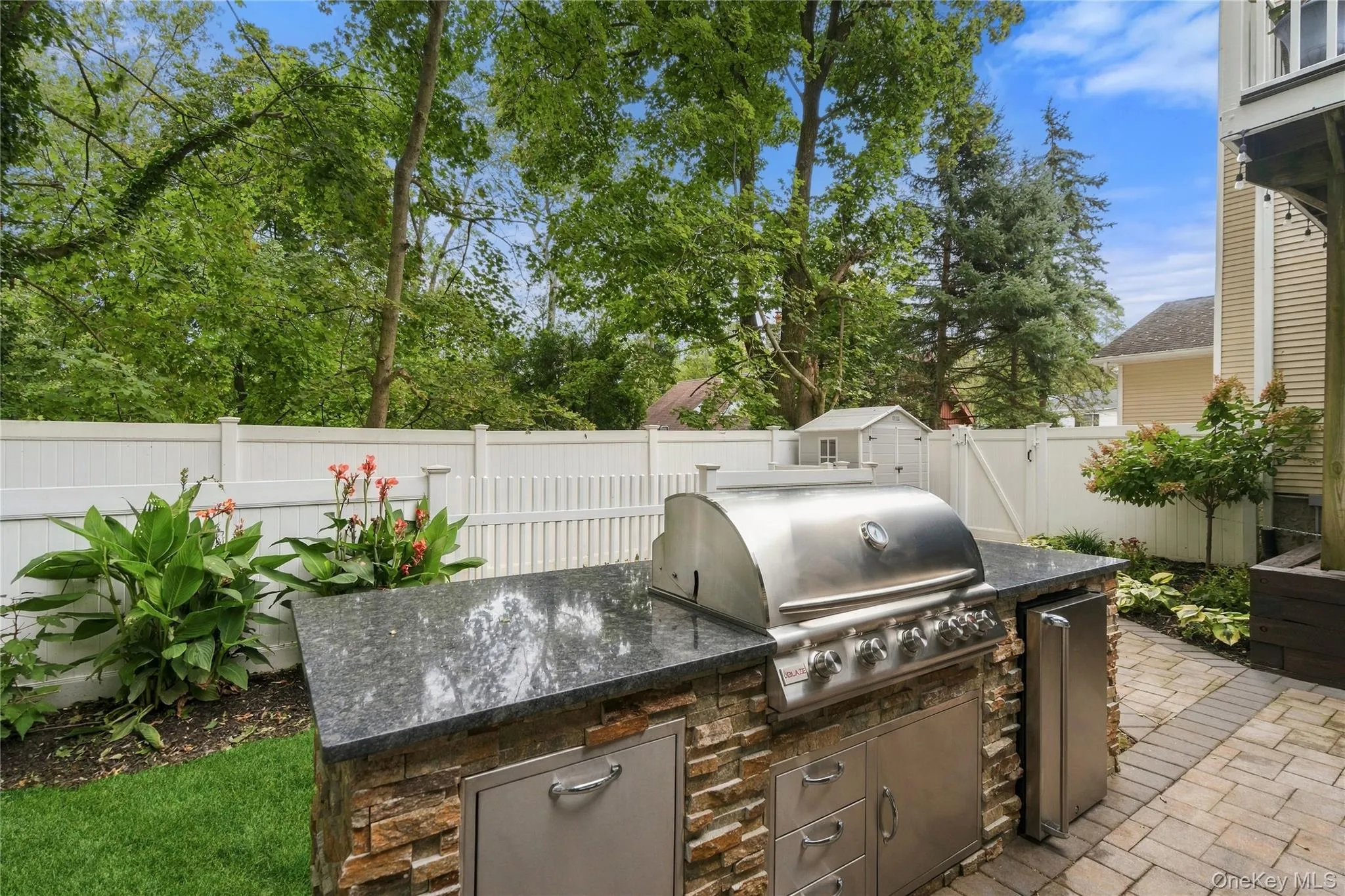 7 Platt Place, Huntington, NY, 6 Bedrooms Bedrooms, 16 Rooms Rooms,4 BathroomsBathrooms,Residential,For Rent,Platt,0,1054490 7 Platt Place, Huntington, NY, 6 Bedrooms Bedrooms, 16 Rooms Rooms,4 BathroomsBathrooms,Residential,For Rent,Platt,0,1054490