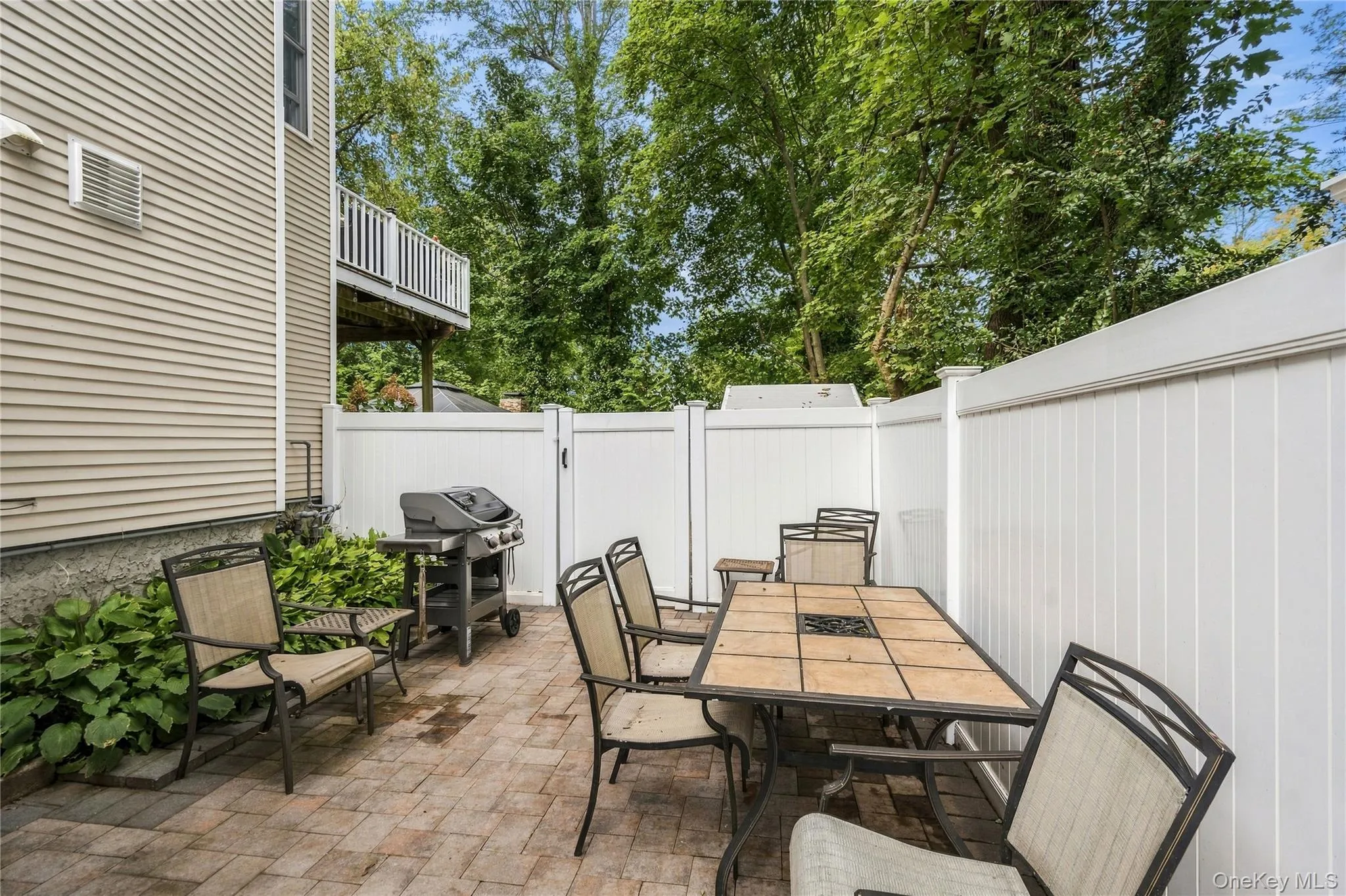 7 Platt Place, Huntington, NY, 6 Bedrooms Bedrooms, 16 Rooms Rooms,4 BathroomsBathrooms,Residential,For Rent,Platt,0,1054490 7 Platt Place, Huntington, NY, 6 Bedrooms Bedrooms, 16 Rooms Rooms,4 BathroomsBathrooms,Residential,For Rent,Platt,0,1054490
