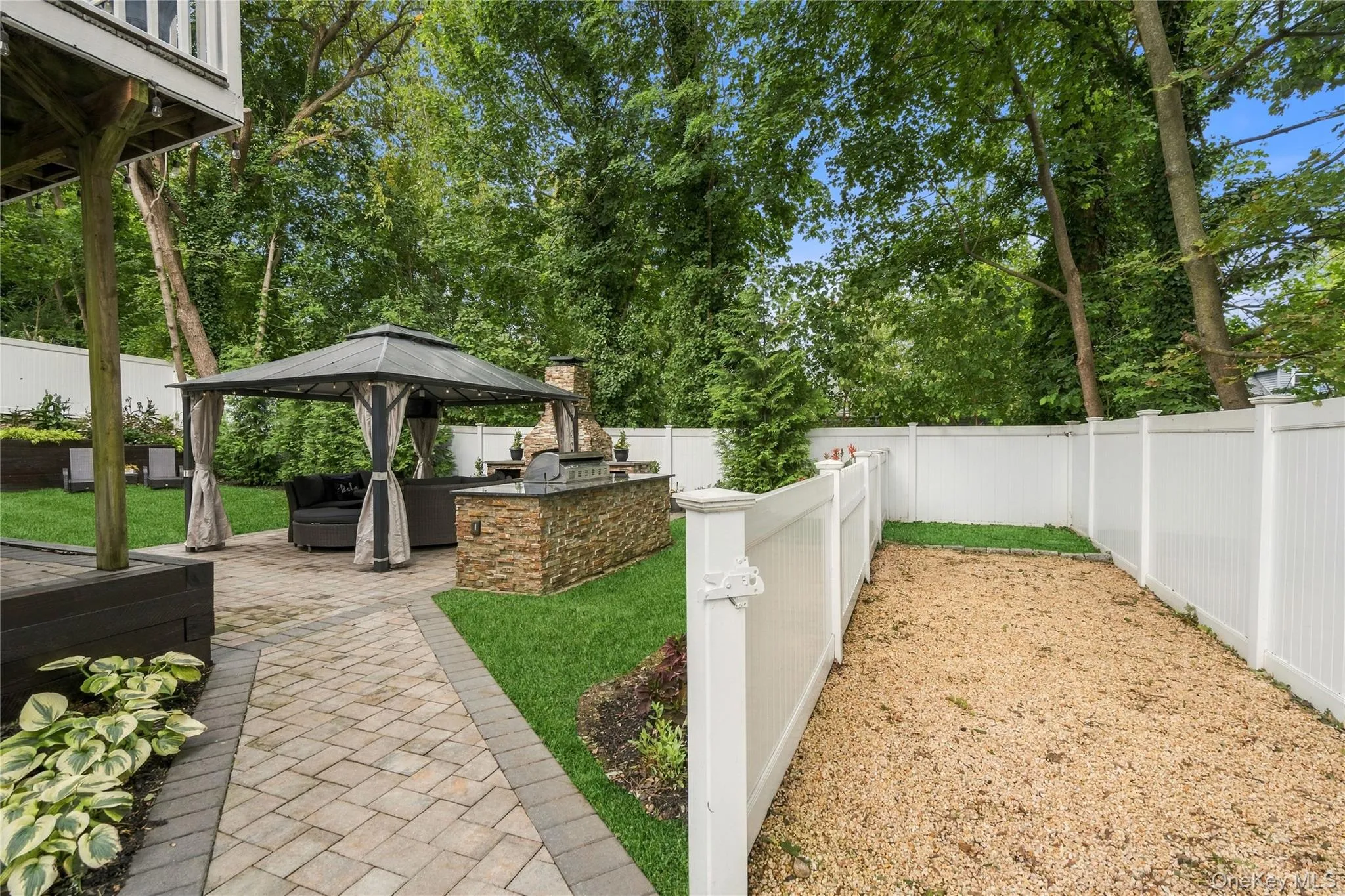 7 Platt Place, Huntington, NY, 6 Bedrooms Bedrooms, 16 Rooms Rooms,4 BathroomsBathrooms,Residential,For Rent,Platt,0,1054490 7 Platt Place, Huntington, NY, 6 Bedrooms Bedrooms, 16 Rooms Rooms,4 BathroomsBathrooms,Residential,For Rent,Platt,0,1054490