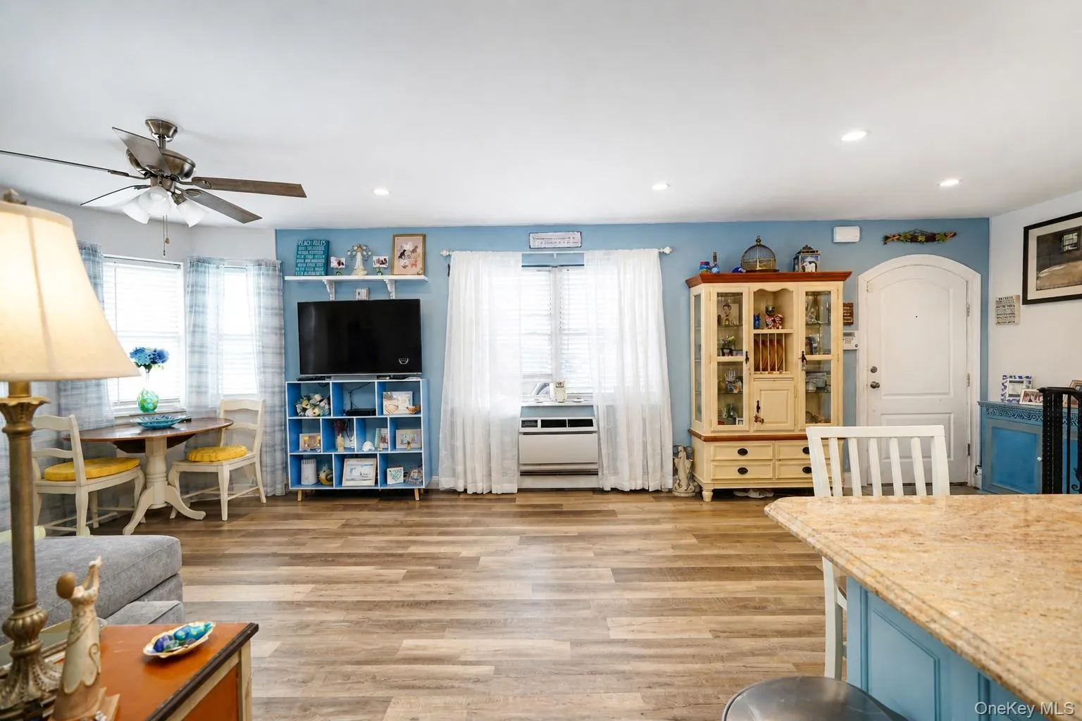 176 Beach 101st Street, New York, NY, 2 Bedrooms Bedrooms, 4 Rooms Rooms,1 BathroomBathrooms,Residential,For Rent,Beach 101st,0,1054493 176 Beach 101st Street, New York, NY, 2 Bedrooms Bedrooms, 4 Rooms Rooms,1 BathroomBathrooms,Residential,For Rent,Beach 101st,0,1054493