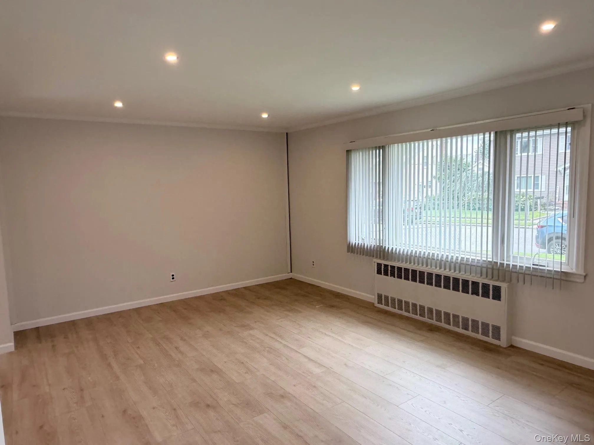 220 Manhattan Avenue, North Hempstead, NY, 2 Bedrooms Bedrooms, 5 Rooms Rooms,1 BathroomBathrooms,Residential Lease,For Rent,Manhattan,0,1054496 220 Manhattan Avenue, North Hempstead, NY, 2 Bedrooms Bedrooms, 5 Rooms Rooms,1 BathroomBathrooms,Residential Lease,For Rent,Manhattan,0,1054496