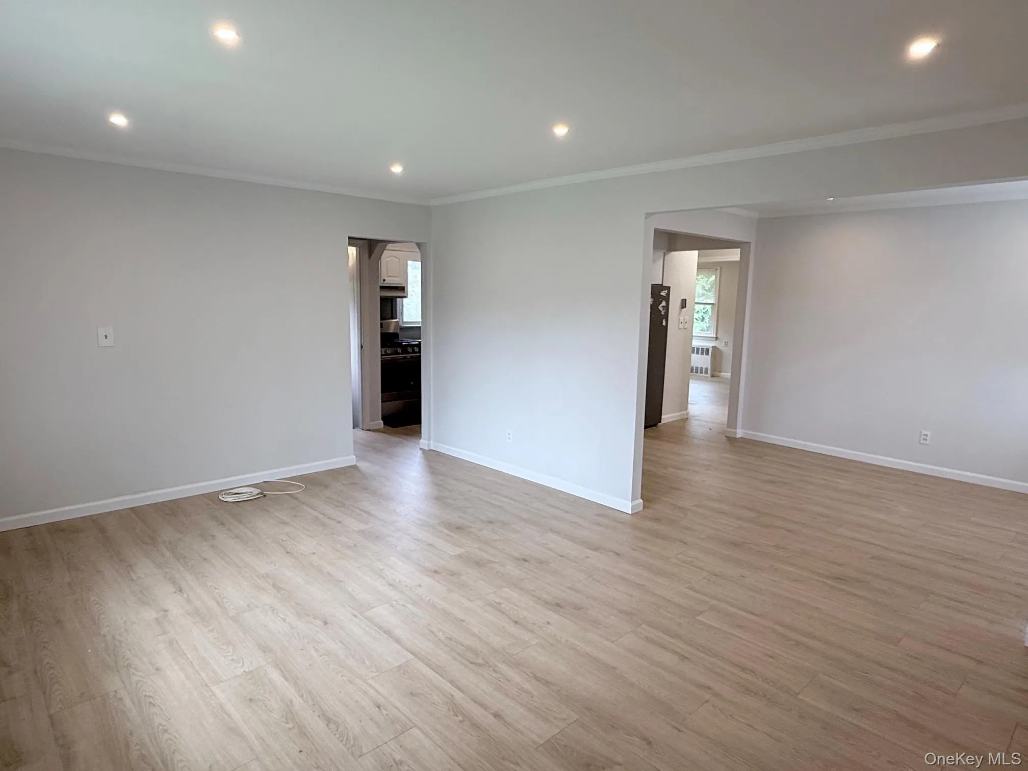 220 Manhattan Avenue, North Hempstead, NY, 2 Bedrooms Bedrooms, 5 Rooms Rooms,1 BathroomBathrooms,Residential Lease,For Rent,Manhattan,0,1054496 220 Manhattan Avenue, North Hempstead, NY, 2 Bedrooms Bedrooms, 5 Rooms Rooms,1 BathroomBathrooms,Residential Lease,For Rent,Manhattan,0,1054496