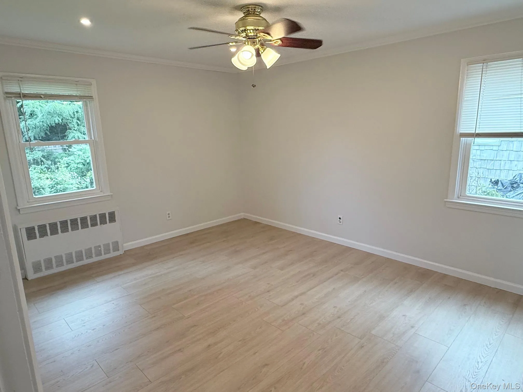 220 Manhattan Avenue, North Hempstead, NY, 2 Bedrooms Bedrooms, 5 Rooms Rooms,1 BathroomBathrooms,Residential Lease,For Rent,Manhattan,0,1054496 220 Manhattan Avenue, North Hempstead, NY, 2 Bedrooms Bedrooms, 5 Rooms Rooms,1 BathroomBathrooms,Residential Lease,For Rent,Manhattan,0,1054496