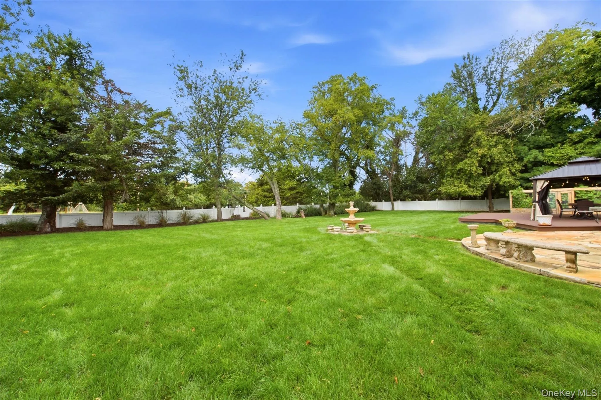 16 Bridle Path Lane, Brookhaven, NY, 3 Bedrooms Bedrooms, 6 Rooms Rooms,2 BathroomsBathrooms,Residential,For Rent,Bridle Path,0,1054498 16 Bridle Path Lane, Brookhaven, NY, 3 Bedrooms Bedrooms, 6 Rooms Rooms,2 BathroomsBathrooms,Residential,For Rent,Bridle Path,0,1054498