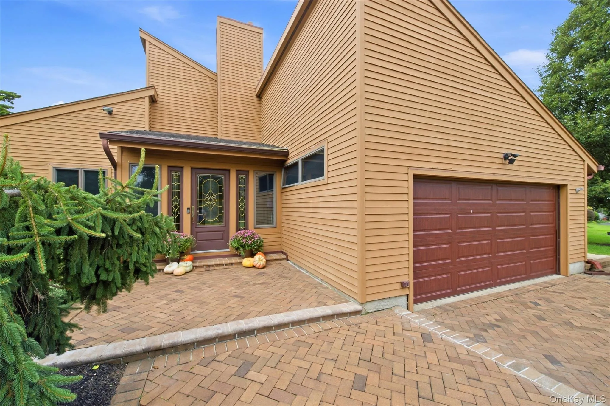 16 Bridle Path Lane, Brookhaven, NY, 3 Bedrooms Bedrooms, 6 Rooms Rooms,2 BathroomsBathrooms,Residential,For Rent,Bridle Path,0,1054498 16 Bridle Path Lane, Brookhaven, NY, 3 Bedrooms Bedrooms, 6 Rooms Rooms,2 BathroomsBathrooms,Residential,For Rent,Bridle Path,0,1054498