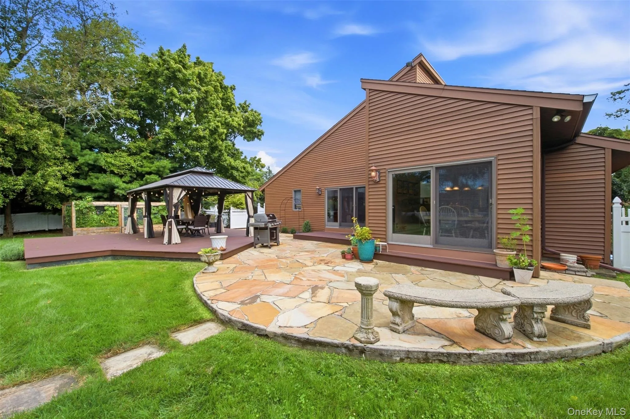 16 Bridle Path Lane, Brookhaven, NY, 3 Bedrooms Bedrooms, 6 Rooms Rooms,2 BathroomsBathrooms,Residential,For Rent,Bridle Path,0,1054498 16 Bridle Path Lane, Brookhaven, NY, 3 Bedrooms Bedrooms, 6 Rooms Rooms,2 BathroomsBathrooms,Residential,For Rent,Bridle Path,0,1054498