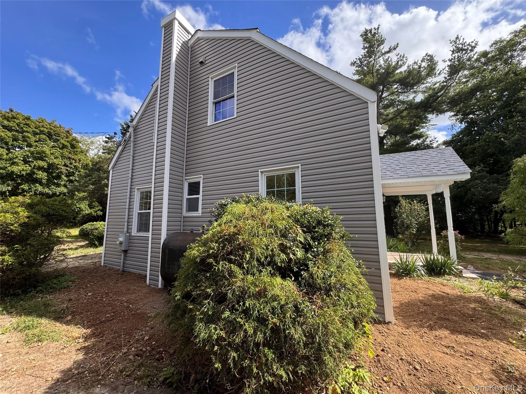 4 Barnes Road, Brookhaven, NY, 5 Bedrooms Bedrooms, 9 Rooms Rooms,2 BathroomsBathrooms,Residential,For Rent,Barnes,0,1054500 4 Barnes Road, Brookhaven, NY, 5 Bedrooms Bedrooms, 9 Rooms Rooms,2 BathroomsBathrooms,Residential,For Rent,Barnes,0,1054500