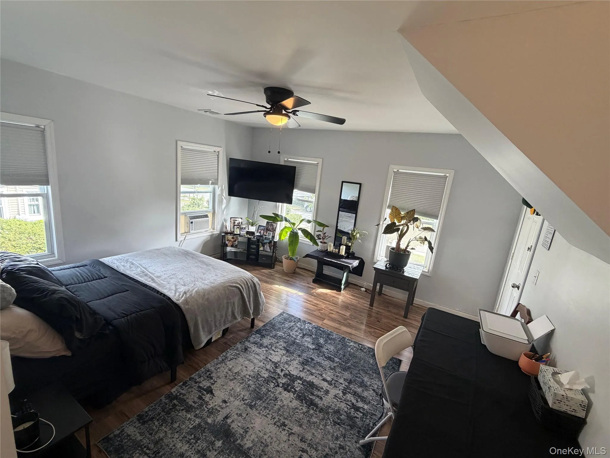 Wood-finish flooring throughout Wood-finish flooring throughout