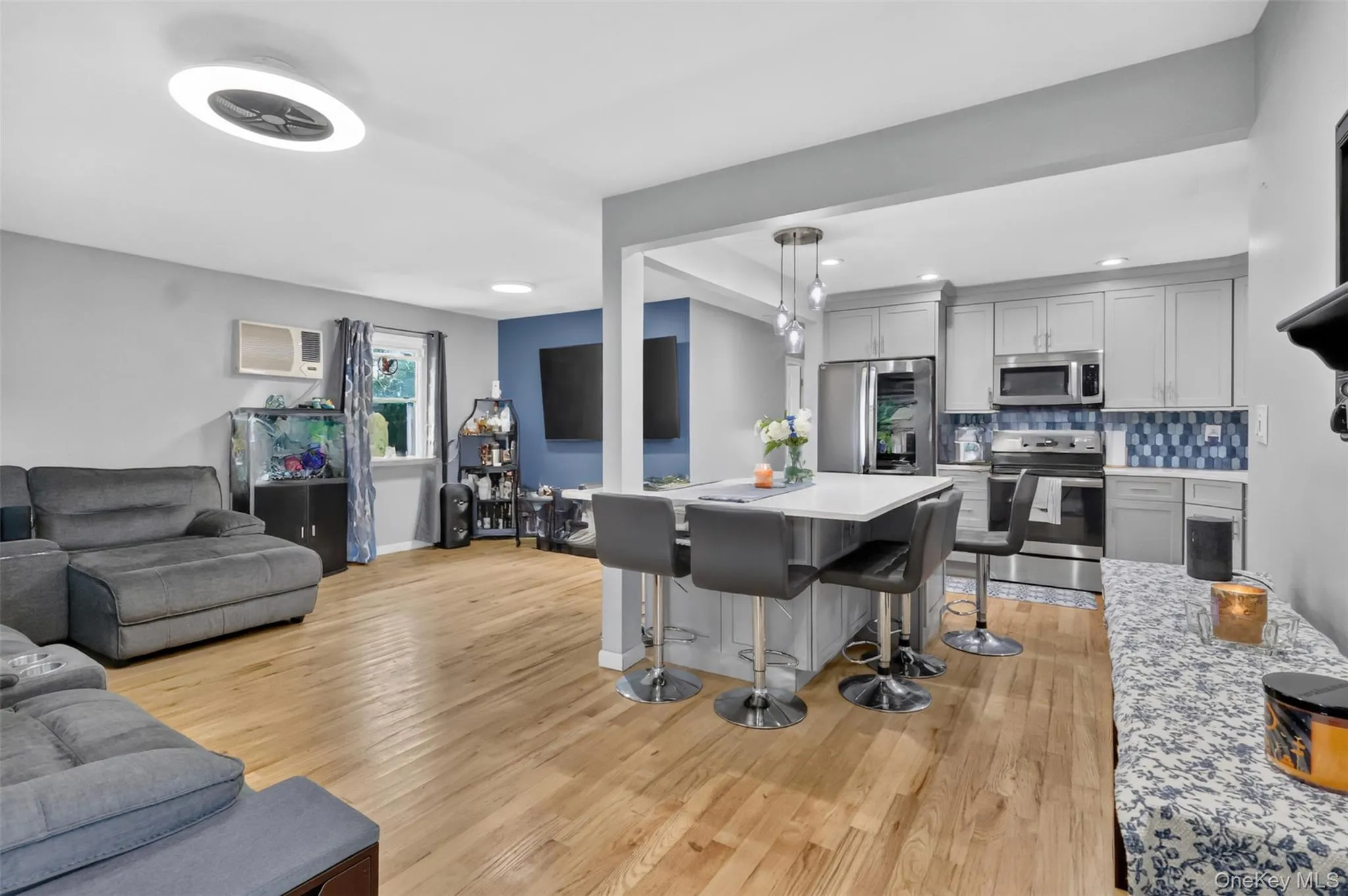 63 4th Street, Brookhaven, NY, 3 Bedrooms Bedrooms, 6 Rooms Rooms,3 BathroomsBathrooms,Residential,For Rent,4th,0,1054511 63 4th Street, Brookhaven, NY, 3 Bedrooms Bedrooms, 6 Rooms Rooms,3 BathroomsBathrooms,Residential,For Rent,4th,0,1054511