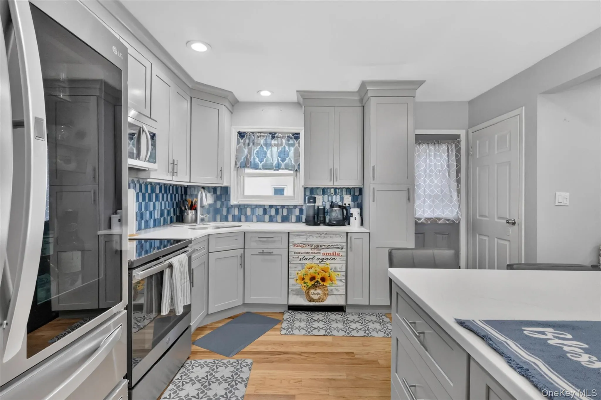63 4th Street, Brookhaven, NY, 3 Bedrooms Bedrooms, 6 Rooms Rooms,3 BathroomsBathrooms,Residential,For Rent,4th,0,1054511 63 4th Street, Brookhaven, NY, 3 Bedrooms Bedrooms, 6 Rooms Rooms,3 BathroomsBathrooms,Residential,For Rent,4th,0,1054511