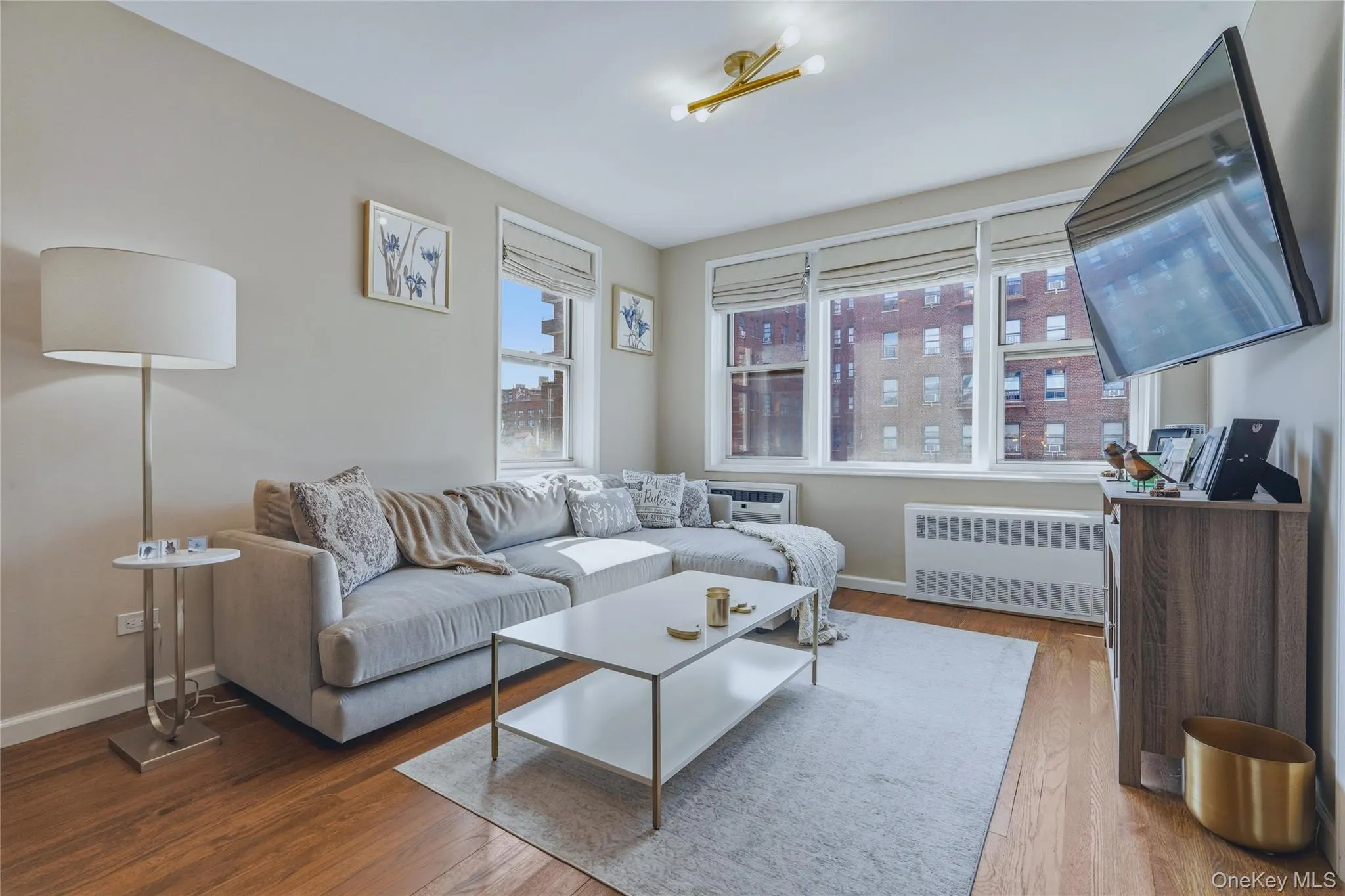 3475 Greystone Avenue, New York, NY, 4 Rooms Rooms,1 BathroomBathrooms,Residential,For Rent,Greystone,0,1054512 3475 Greystone Avenue, New York, NY, 4 Rooms Rooms,1 BathroomBathrooms,Residential,For Rent,Greystone,0,1054512