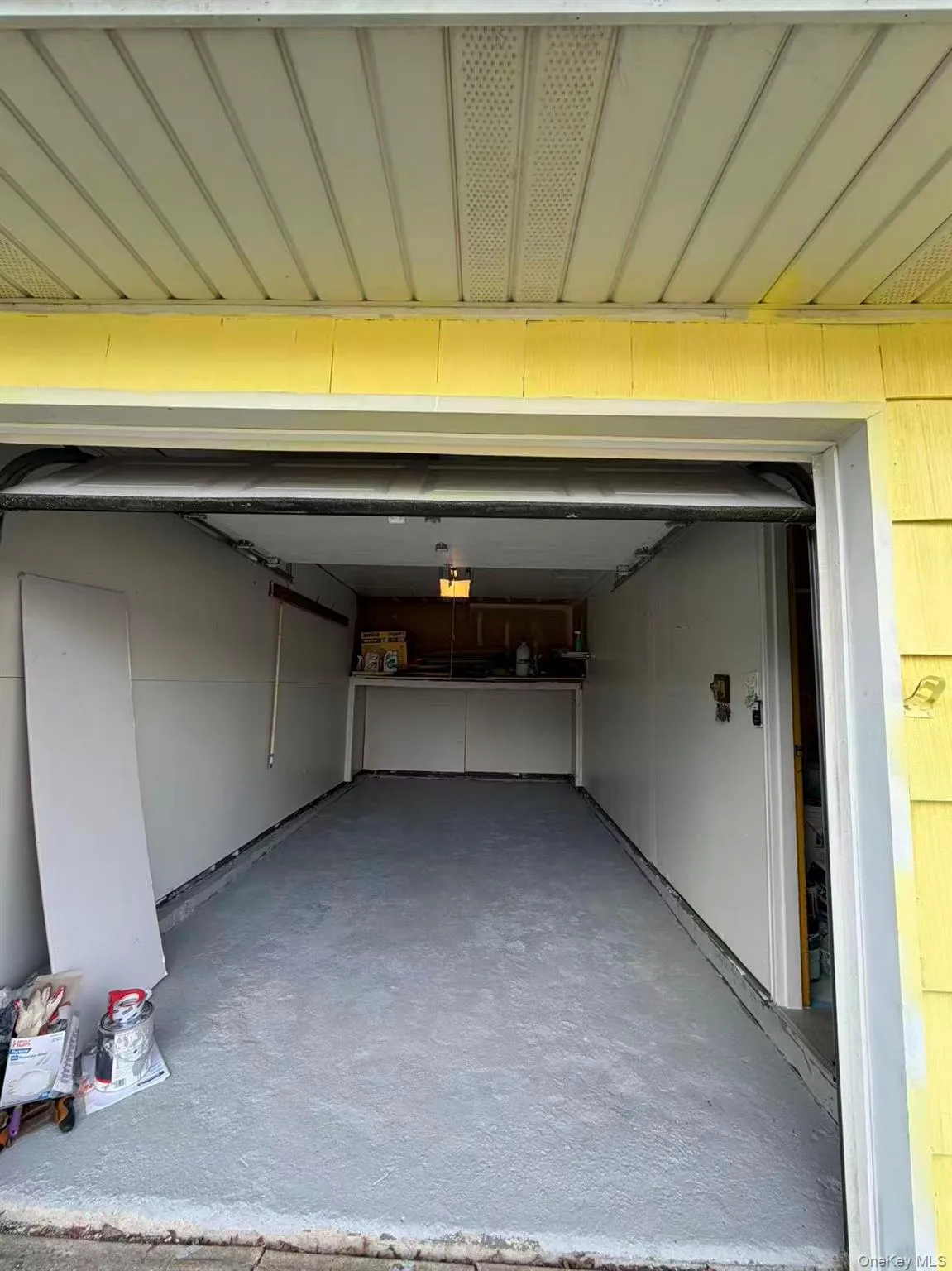 16 Ave J, Brookhaven, NY, 4 Bedrooms Bedrooms, 9 Rooms Rooms,1 BathroomBathrooms,Residential Lease,For Rent,Ave J,0,1054513 16 Ave J, Brookhaven, NY, 4 Bedrooms Bedrooms, 9 Rooms Rooms,1 BathroomBathrooms,Residential Lease,For Rent,Ave J,0,1054513