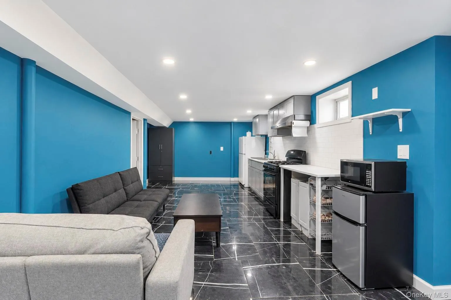 1760 Dutch Broadway, Hempstead, NY, 6 Bedrooms Bedrooms, 11 Rooms Rooms,5 BathroomsBathrooms,Residential,For Rent,Dutch Broadway,0,1054514 1760 Dutch Broadway, Hempstead, NY, 6 Bedrooms Bedrooms, 11 Rooms Rooms,5 BathroomsBathrooms,Residential,For Rent,Dutch Broadway,0,1054514