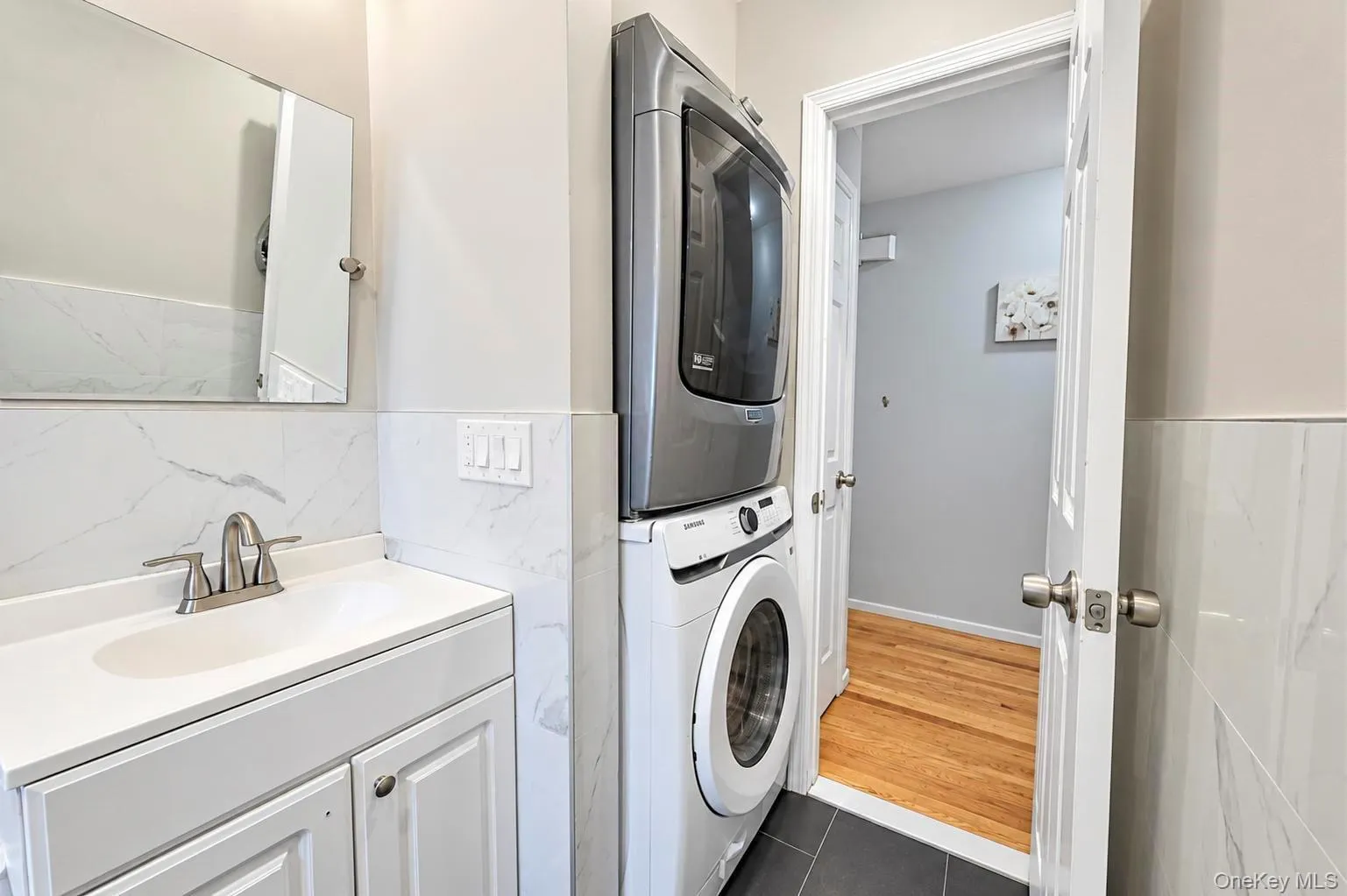 1760 Dutch Broadway, Hempstead, NY, 6 Bedrooms Bedrooms, 11 Rooms Rooms,5 BathroomsBathrooms,Residential,For Rent,Dutch Broadway,0,1054514 1760 Dutch Broadway, Hempstead, NY, 6 Bedrooms Bedrooms, 11 Rooms Rooms,5 BathroomsBathrooms,Residential,For Rent,Dutch Broadway,0,1054514