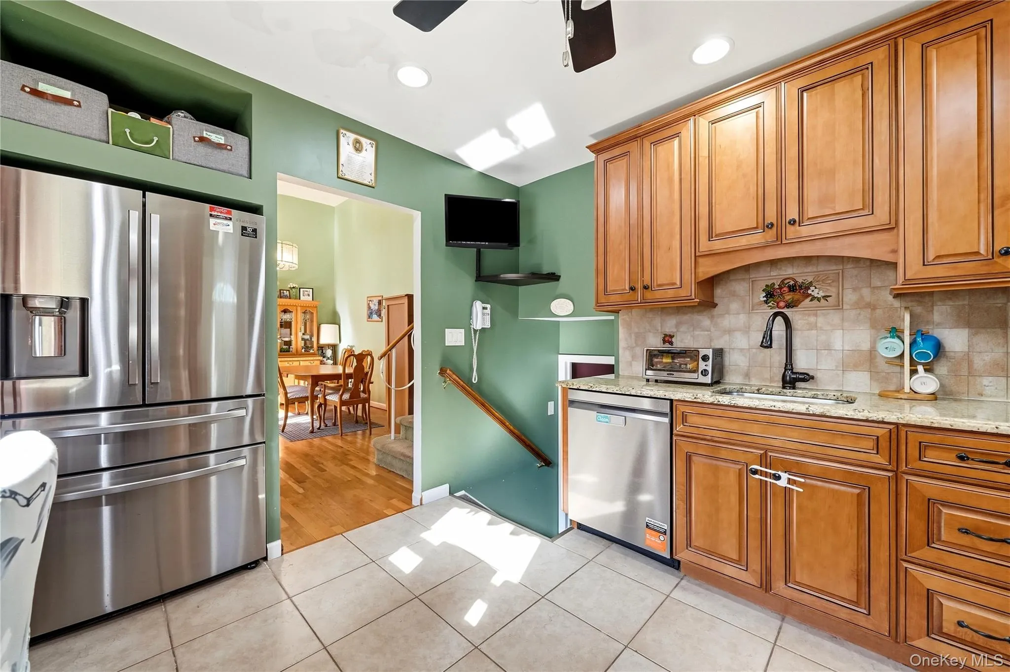 66 Champlain Street, Brookhaven, NY, 3 Bedrooms Bedrooms, 9 Rooms Rooms,2 BathroomsBathrooms,Residential,For Rent,Champlain,0,1054516 66 Champlain Street, Brookhaven, NY, 3 Bedrooms Bedrooms, 9 Rooms Rooms,2 BathroomsBathrooms,Residential,For Rent,Champlain,0,1054516