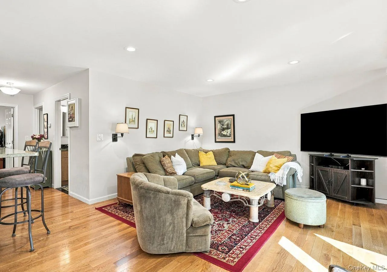 45 Jefferson Oval, Yorktown, NY, 2 Bedrooms Bedrooms, 5 Rooms Rooms,2 BathroomsBathrooms,Residential,For Rent,Jefferson,0,1054519 45 Jefferson Oval, Yorktown, NY, 2 Bedrooms Bedrooms, 5 Rooms Rooms,2 BathroomsBathrooms,Residential,For Rent,Jefferson,0,1054519