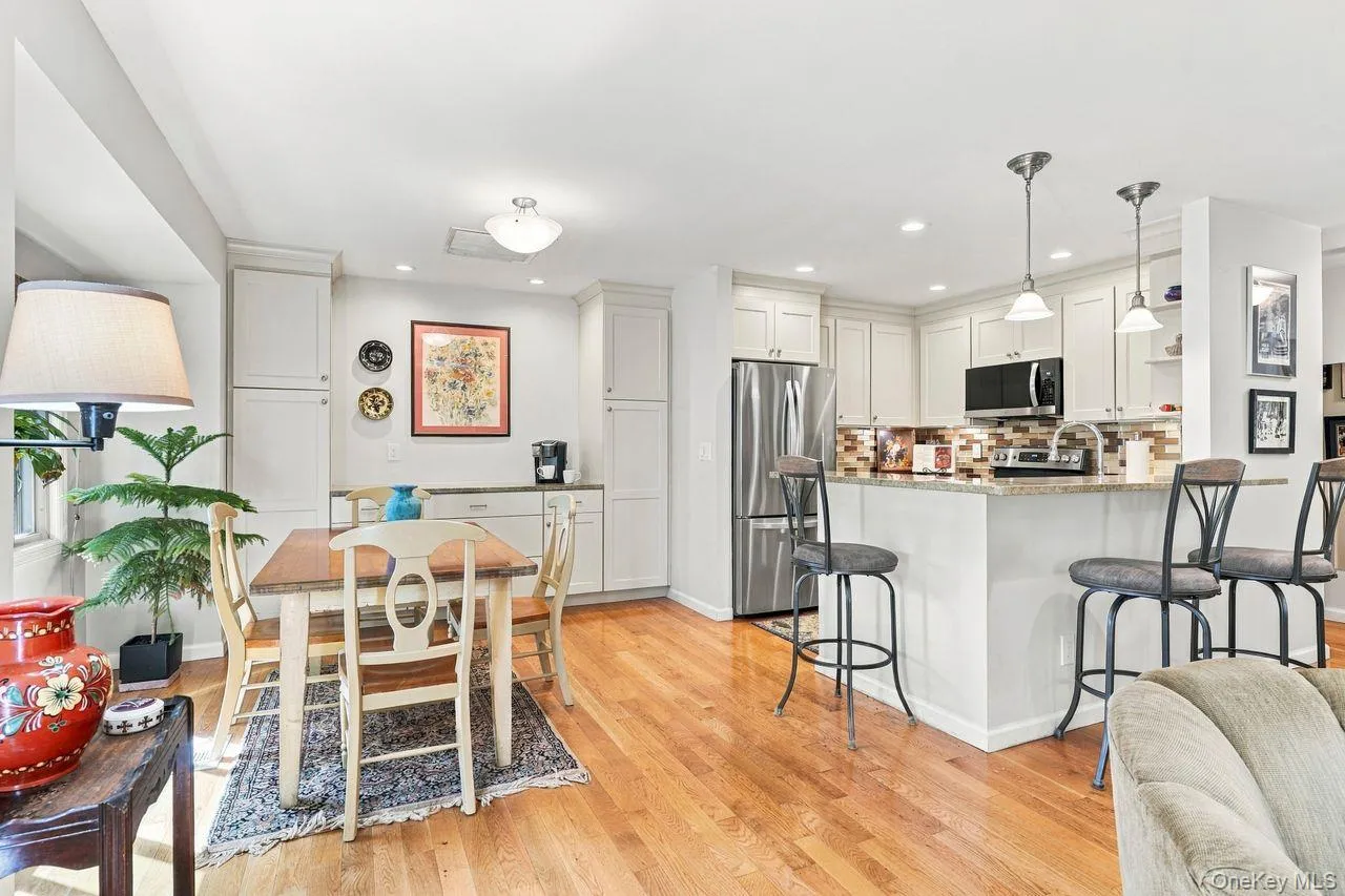 45 Jefferson Oval, Yorktown, NY, 2 Bedrooms Bedrooms, 5 Rooms Rooms,2 BathroomsBathrooms,Residential,For Rent,Jefferson,0,1054519 45 Jefferson Oval, Yorktown, NY, 2 Bedrooms Bedrooms, 5 Rooms Rooms,2 BathroomsBathrooms,Residential,For Rent,Jefferson,0,1054519