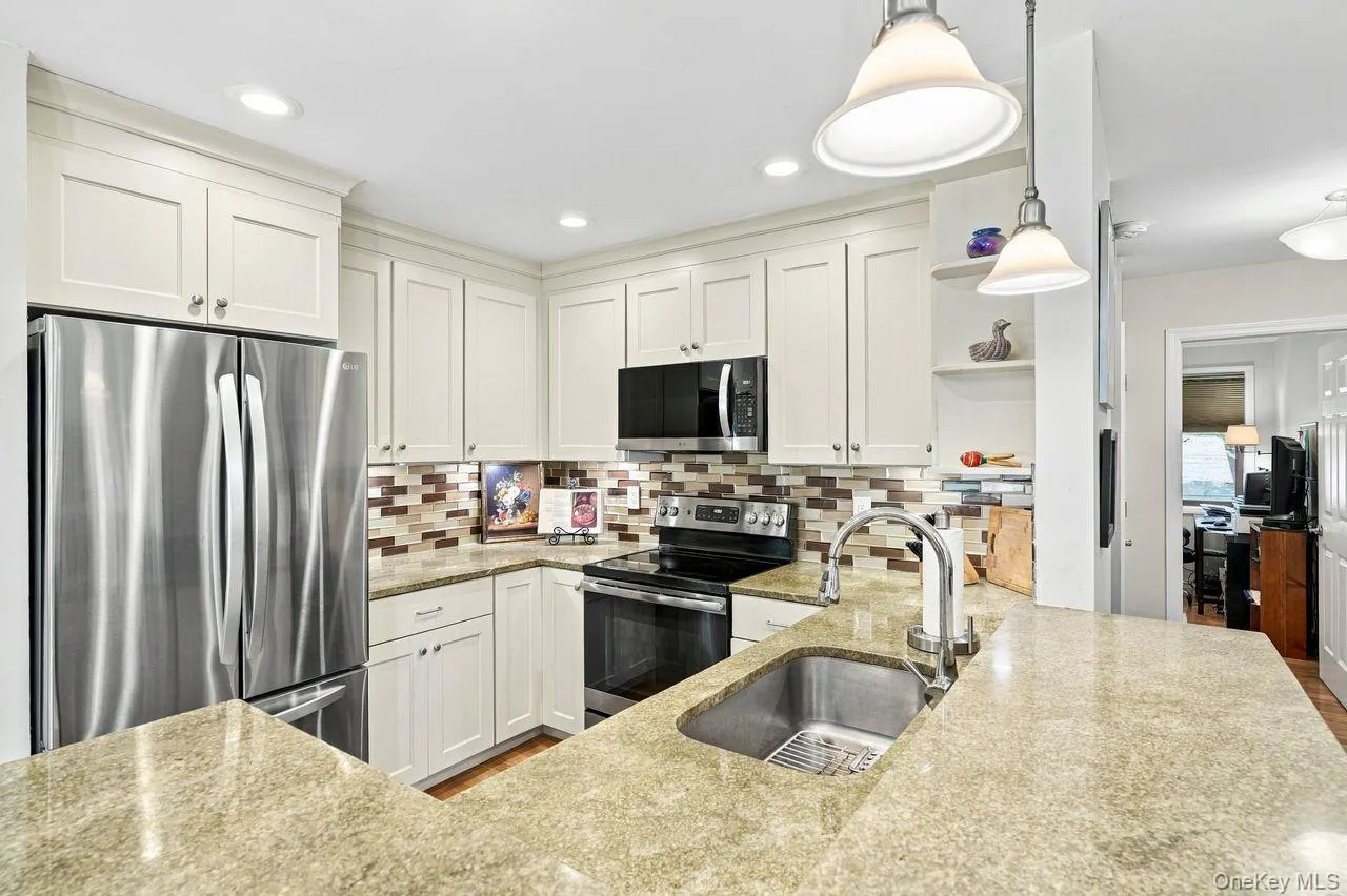45 Jefferson Oval, Yorktown, NY, 2 Bedrooms Bedrooms, 5 Rooms Rooms,2 BathroomsBathrooms,Residential,For Rent,Jefferson,0,1054519 45 Jefferson Oval, Yorktown, NY, 2 Bedrooms Bedrooms, 5 Rooms Rooms,2 BathroomsBathrooms,Residential,For Rent,Jefferson,0,1054519