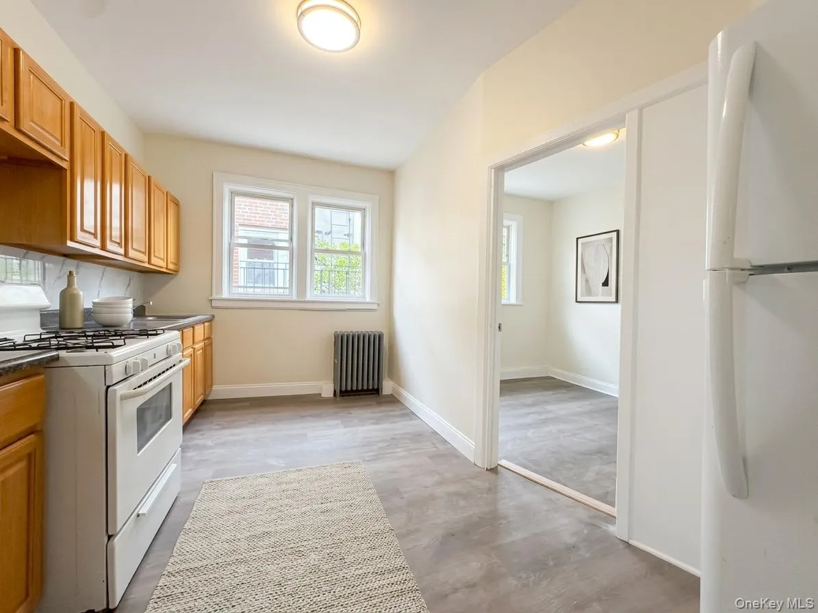 9 Morningside Avenue, Yonkers, NY, 4 Bedroom Bedrooms, 7 Room Rooms,1 BathroomBathrooms,Residential Lease,For Rent,Morningside,0,1054527 9 Morningside Avenue, Yonkers, NY, 4 Bedroom Bedrooms, 7 Room Rooms,1 BathroomBathrooms,Residential Lease,For Rent,Morningside,0,1054527