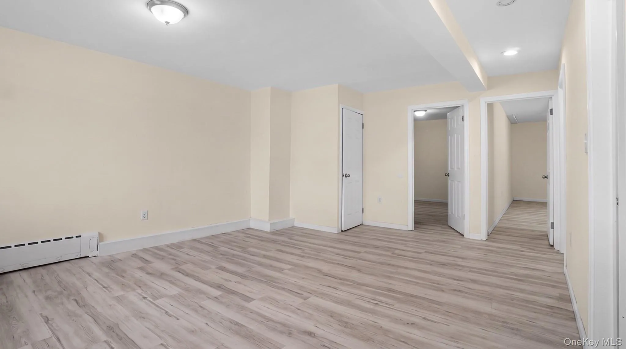 1008 Huntington Avenue, New York, NY, 3 Bedrooms Bedrooms, 6 Rooms Rooms,2 BathroomsBathrooms,Residential,For Rent,Huntington,0,1054529 1008 Huntington Avenue, New York, NY, 3 Bedrooms Bedrooms, 6 Rooms Rooms,2 BathroomsBathrooms,Residential,For Rent,Huntington,0,1054529