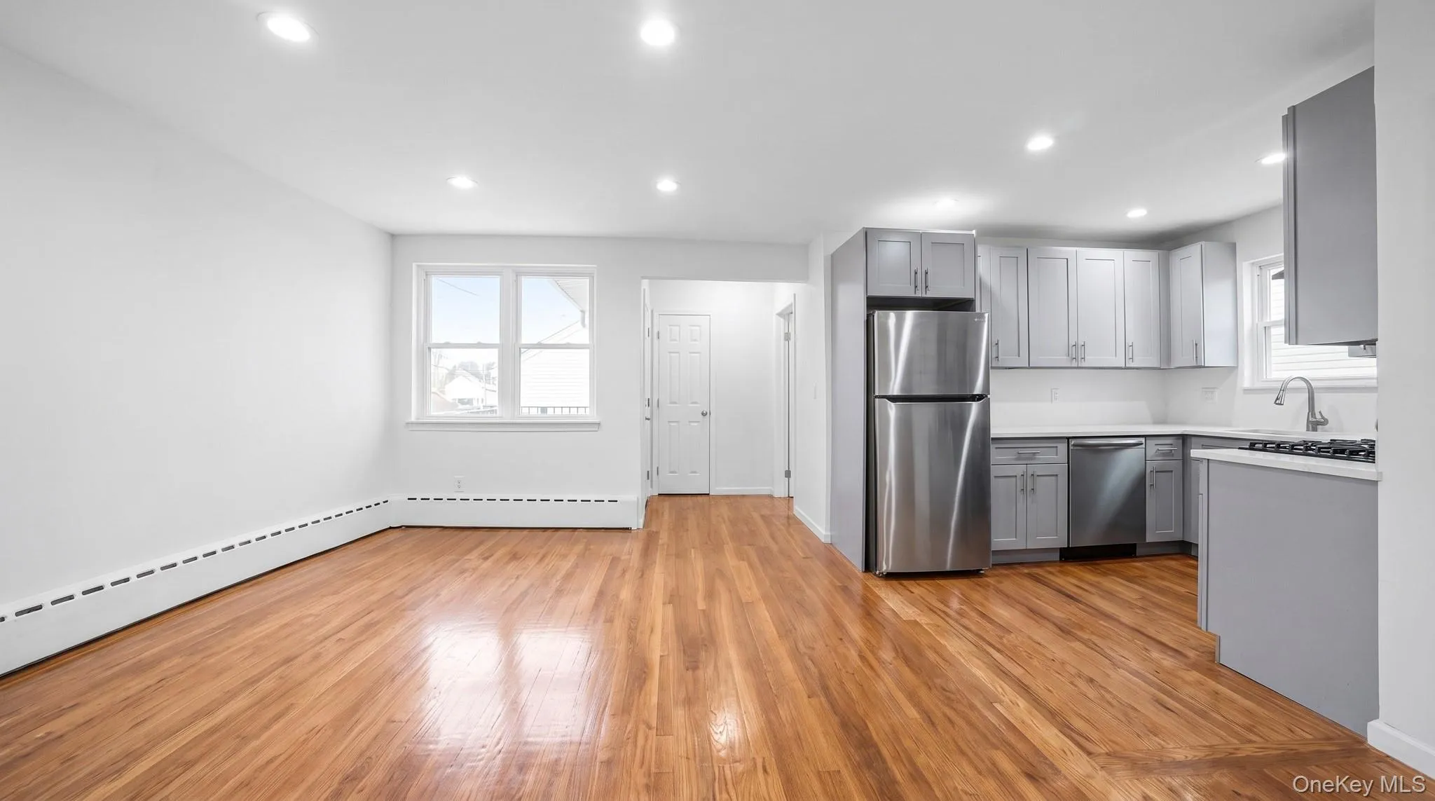 1008 Huntington Avenue, New York, NY, 3 Bedrooms Bedrooms, 6 Rooms Rooms,2 BathroomsBathrooms,Residential,For Rent,Huntington,0,1054529 1008 Huntington Avenue, New York, NY, 3 Bedrooms Bedrooms, 6 Rooms Rooms,2 BathroomsBathrooms,Residential,For Rent,Huntington,0,1054529