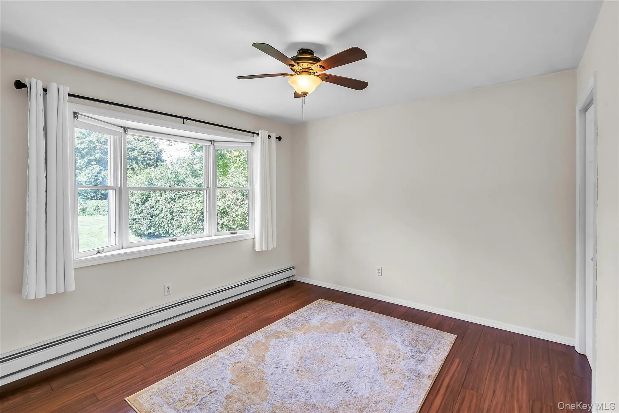 168 Cambon Avenue, Smithtown, NY, 5 Bedrooms Bedrooms, 9 Rooms Rooms,2 BathroomsBathrooms,Residential,For Rent,Cambon,0,1054530 168 Cambon Avenue, Smithtown, NY, 5 Bedrooms Bedrooms, 9 Rooms Rooms,2 BathroomsBathrooms,Residential,For Rent,Cambon,0,1054530