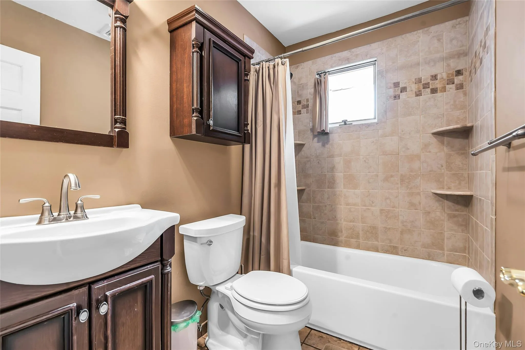 168 Cambon Avenue, Smithtown, NY, 5 Bedrooms Bedrooms, 9 Rooms Rooms,2 BathroomsBathrooms,Residential,For Rent,Cambon,0,1054530 168 Cambon Avenue, Smithtown, NY, 5 Bedrooms Bedrooms, 9 Rooms Rooms,2 BathroomsBathrooms,Residential,For Rent,Cambon,0,1054530