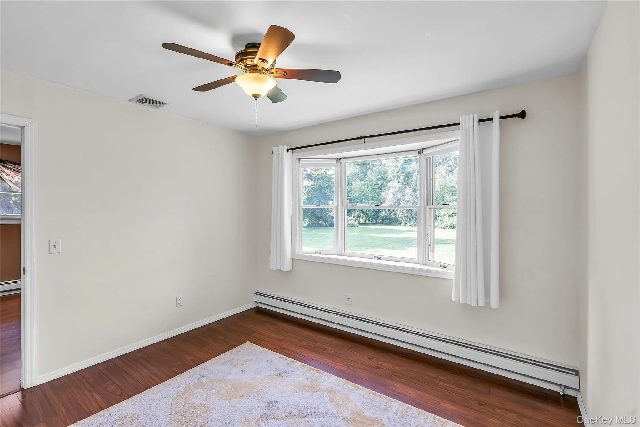 168 Cambon Avenue, Smithtown, NY, 5 Bedrooms Bedrooms, 9 Rooms Rooms,2 BathroomsBathrooms,Residential,For Rent,Cambon,0,1054530 168 Cambon Avenue, Smithtown, NY, 5 Bedrooms Bedrooms, 9 Rooms Rooms,2 BathroomsBathrooms,Residential,For Rent,Cambon,0,1054530