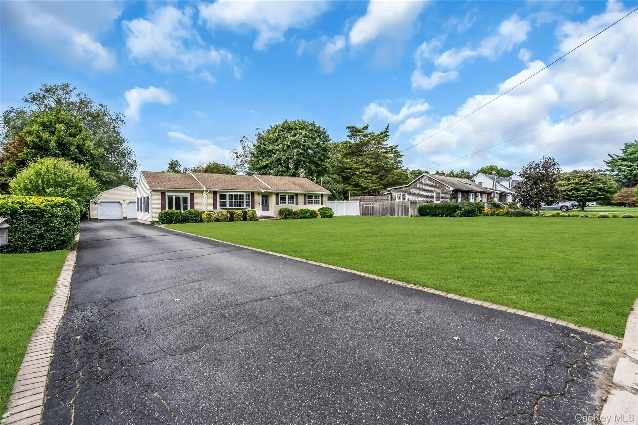 168 Cambon Avenue, Smithtown, NY, 5 Bedrooms Bedrooms, 9 Rooms Rooms,2 BathroomsBathrooms,Residential,For Rent,Cambon,0,1054530 168 Cambon Avenue, Smithtown, NY, 5 Bedrooms Bedrooms, 9 Rooms Rooms,2 BathroomsBathrooms,Residential,For Rent,Cambon,0,1054530