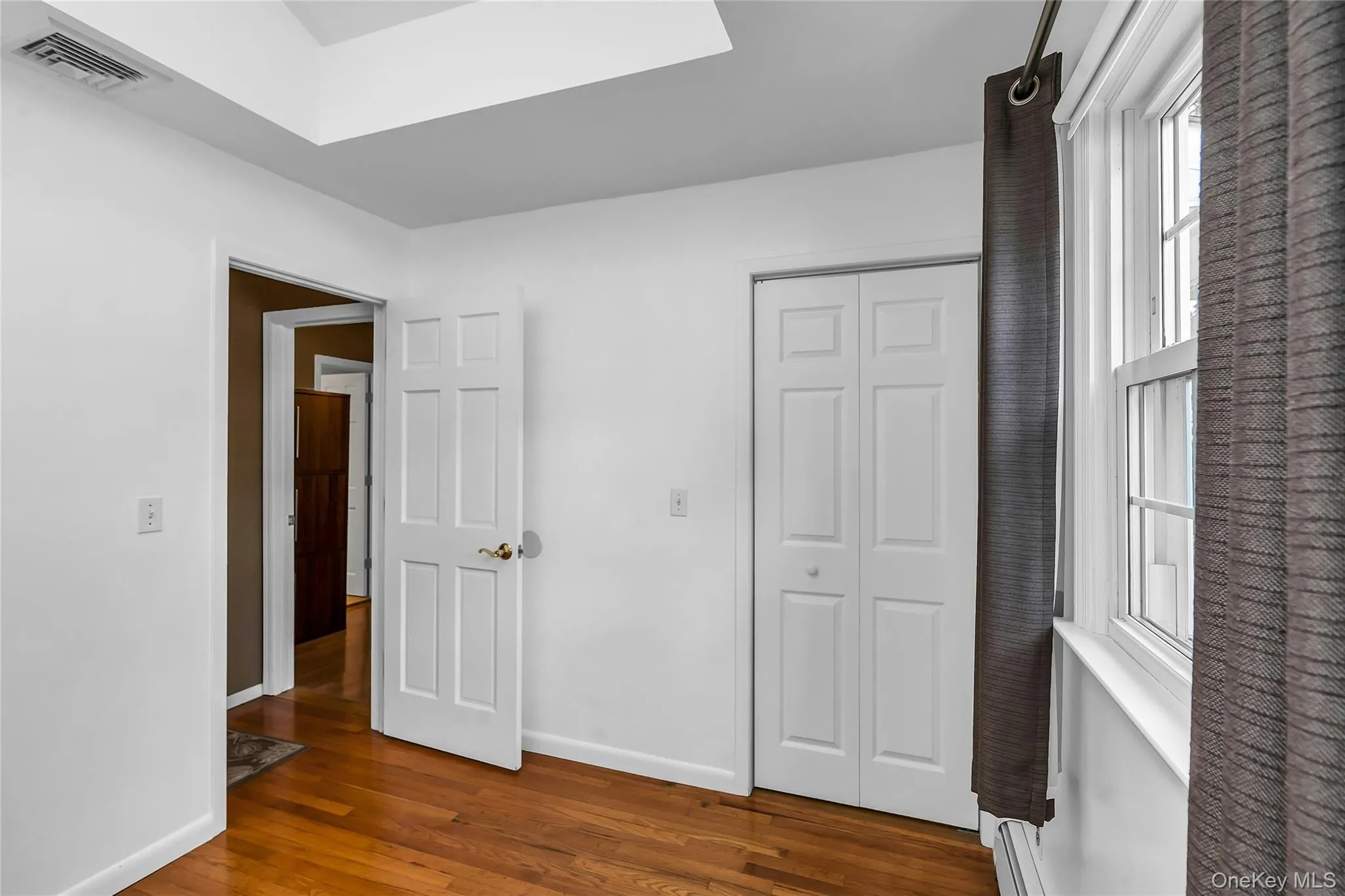 168 Cambon Avenue, Smithtown, NY, 5 Bedrooms Bedrooms, 9 Rooms Rooms,2 BathroomsBathrooms,Residential,For Rent,Cambon,0,1054530 168 Cambon Avenue, Smithtown, NY, 5 Bedrooms Bedrooms, 9 Rooms Rooms,2 BathroomsBathrooms,Residential,For Rent,Cambon,0,1054530