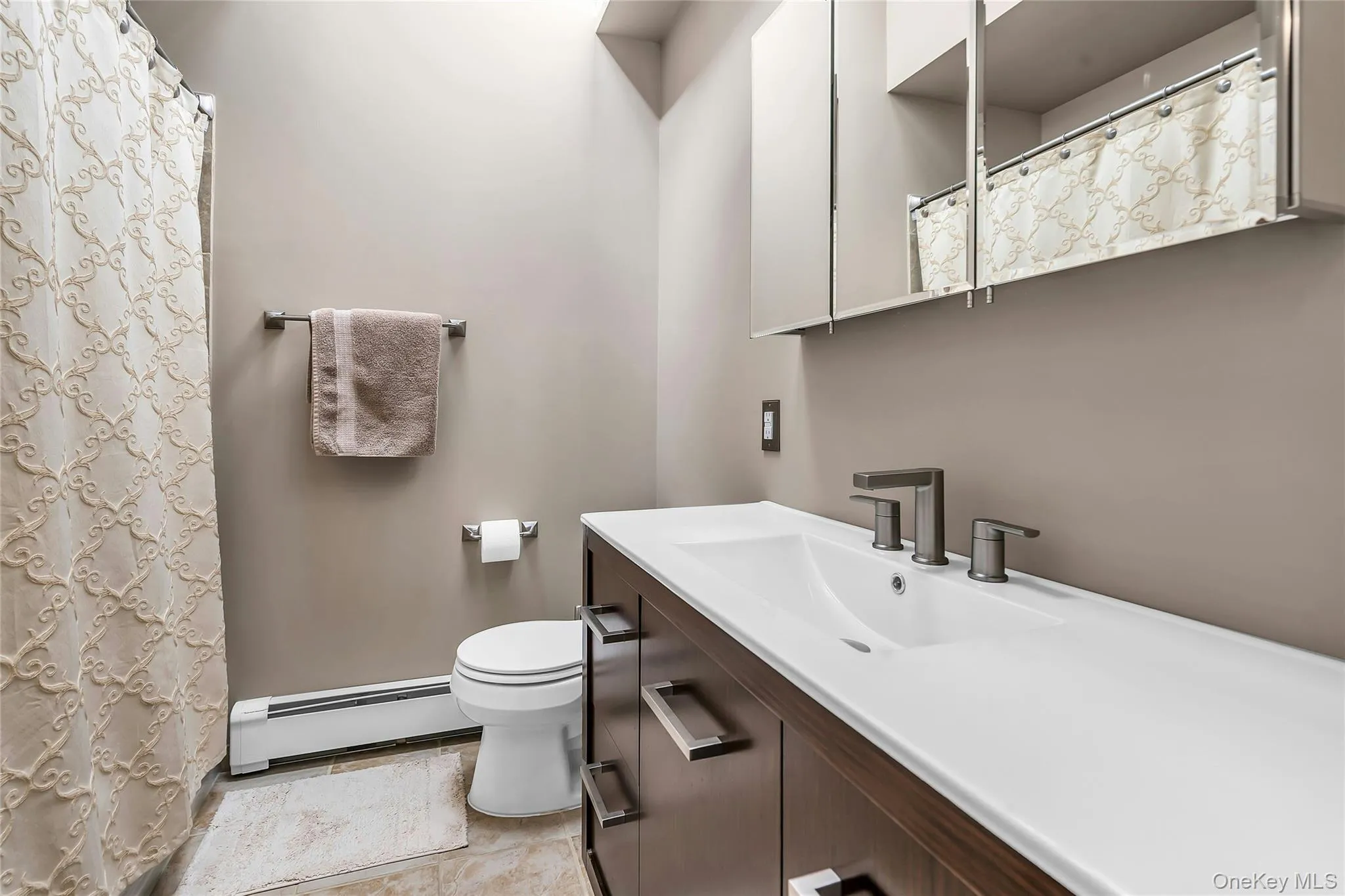 168 Cambon Avenue, Smithtown, NY, 5 Bedrooms Bedrooms, 9 Rooms Rooms,2 BathroomsBathrooms,Residential,For Rent,Cambon,0,1054530 168 Cambon Avenue, Smithtown, NY, 5 Bedrooms Bedrooms, 9 Rooms Rooms,2 BathroomsBathrooms,Residential,For Rent,Cambon,0,1054530