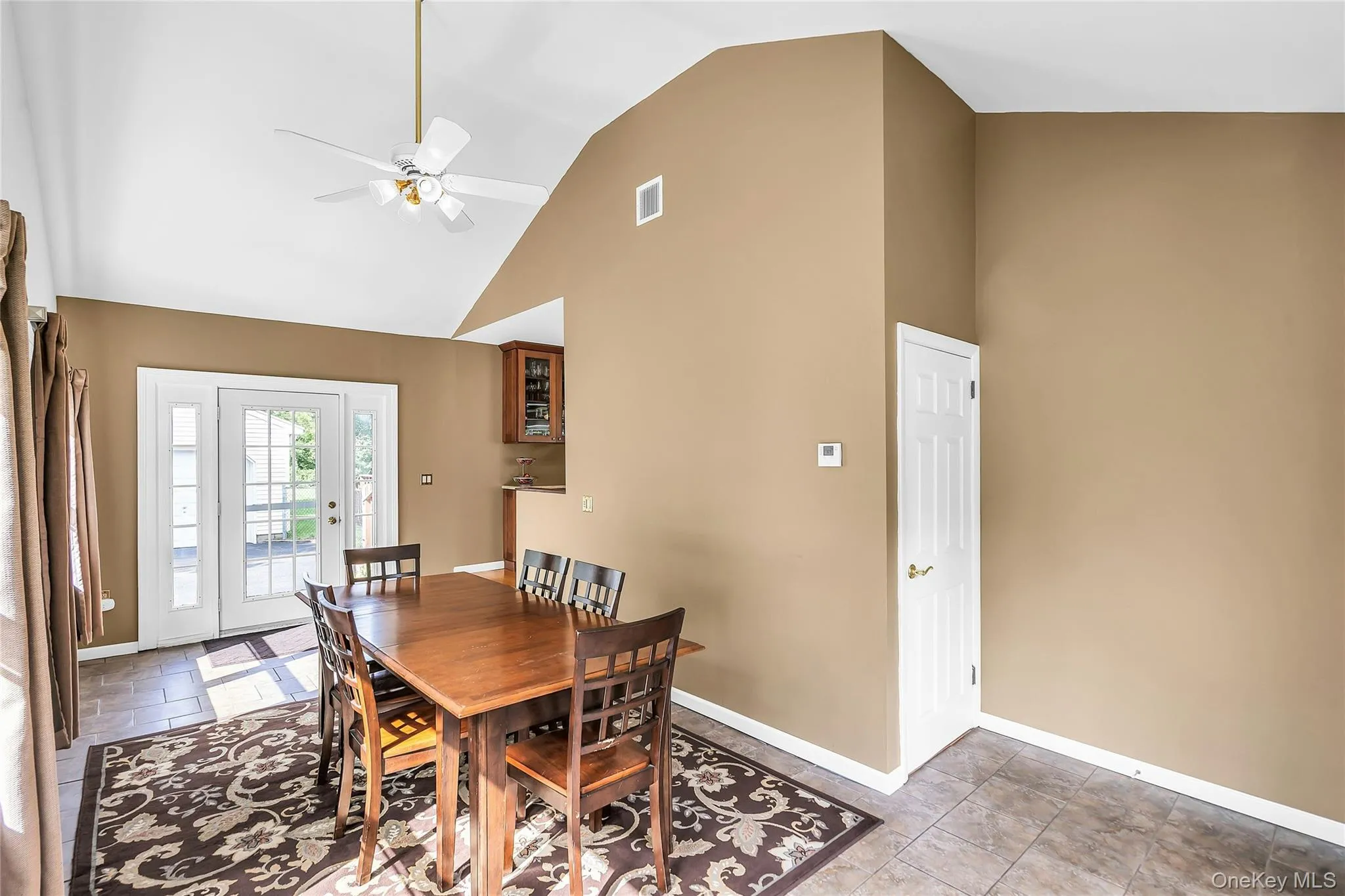 168 Cambon Avenue, Smithtown, NY, 5 Bedrooms Bedrooms, 9 Rooms Rooms,2 BathroomsBathrooms,Residential,For Rent,Cambon,0,1054530 168 Cambon Avenue, Smithtown, NY, 5 Bedrooms Bedrooms, 9 Rooms Rooms,2 BathroomsBathrooms,Residential,For Rent,Cambon,0,1054530