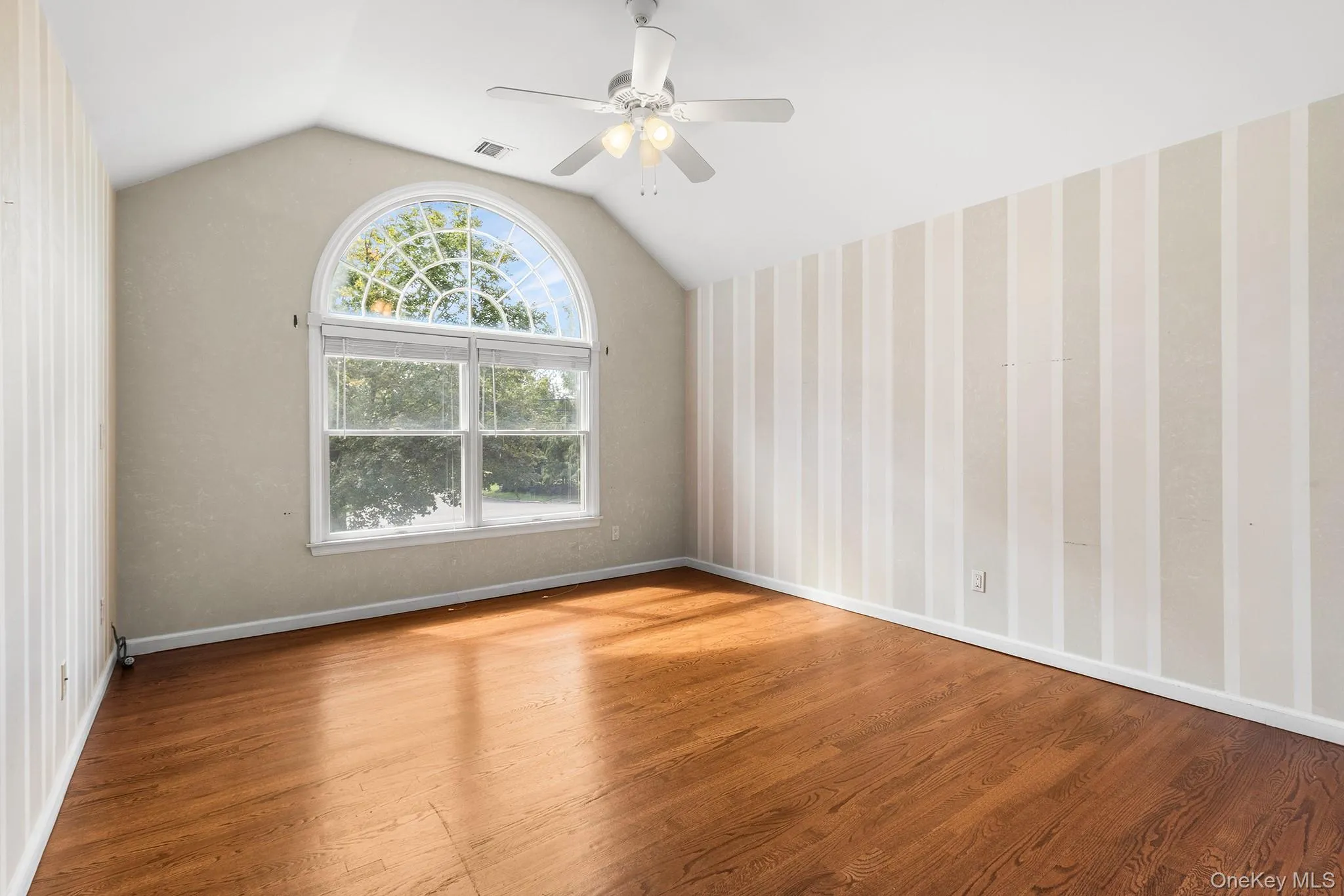 155 Little Plains Road, Huntington, NY, 5 Bedrooms Bedrooms, 10 Rooms Rooms,3 BathroomsBathrooms,Residential,For Rent,Little Plains,0,1054534 155 Little Plains Road, Huntington, NY, 5 Bedrooms Bedrooms, 10 Rooms Rooms,3 BathroomsBathrooms,Residential,For Rent,Little Plains,0,1054534