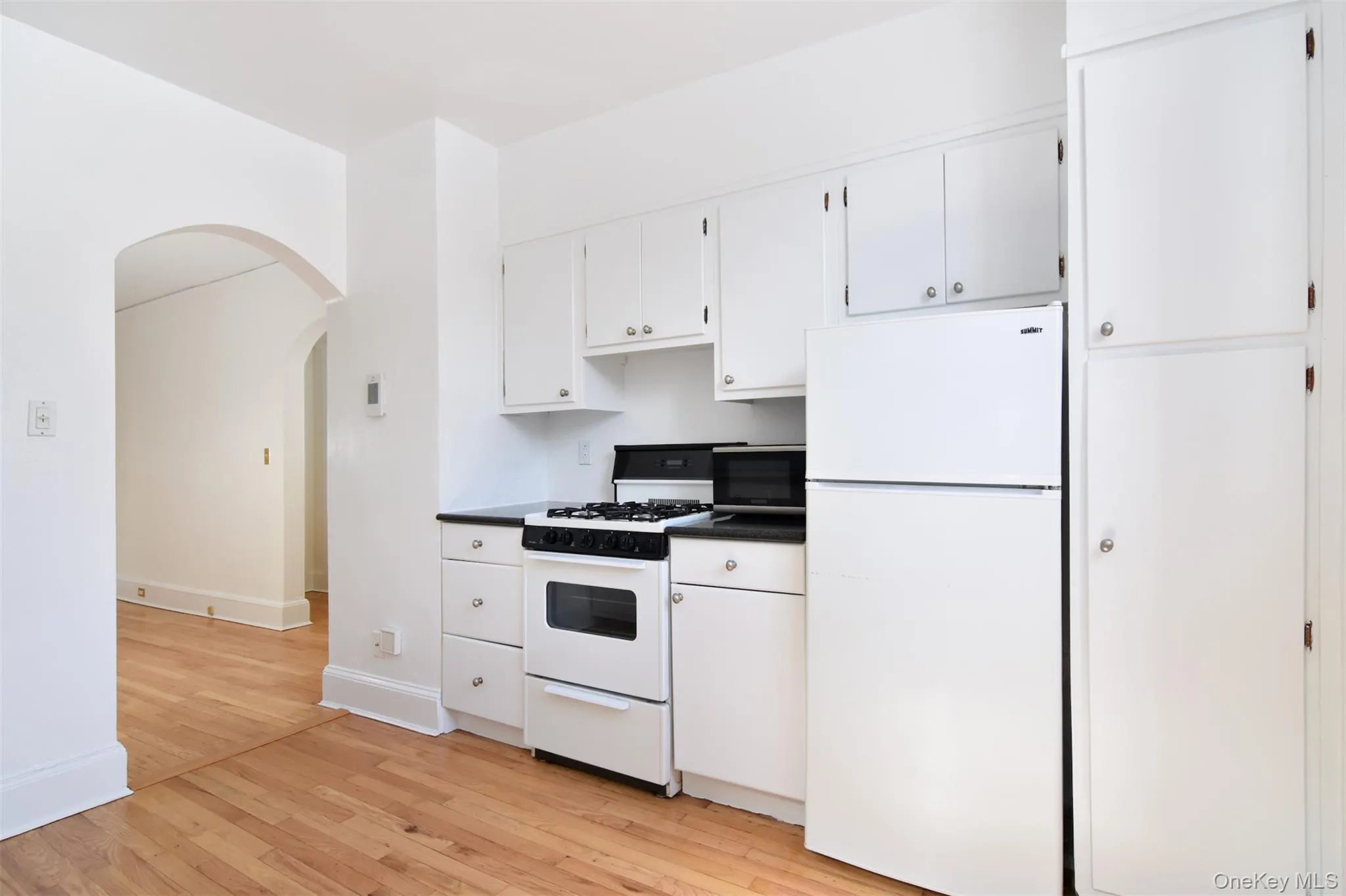 48 Sagamore Road, Eastchester, NY, 3 Rooms Rooms,1 BathroomBathrooms,Residential,For Rent,Sagamore,0,1054535 48 Sagamore Road, Eastchester, NY, 3 Rooms Rooms,1 BathroomBathrooms,Residential,For Rent,Sagamore,0,1054535