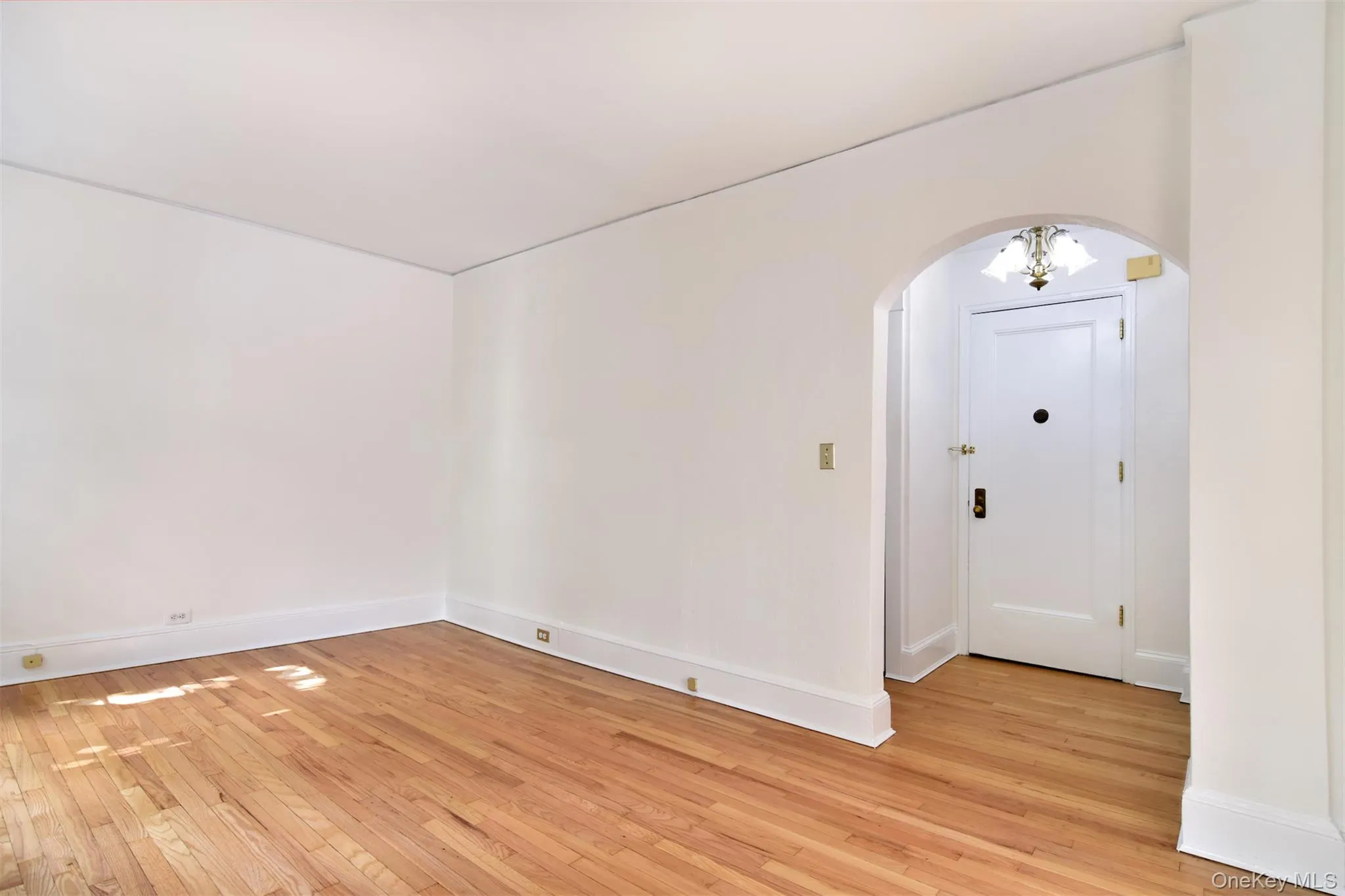 48 Sagamore Road, Eastchester, NY, 3 Rooms Rooms,1 BathroomBathrooms,Residential,For Rent,Sagamore,0,1054535 48 Sagamore Road, Eastchester, NY, 3 Rooms Rooms,1 BathroomBathrooms,Residential,For Rent,Sagamore,0,1054535