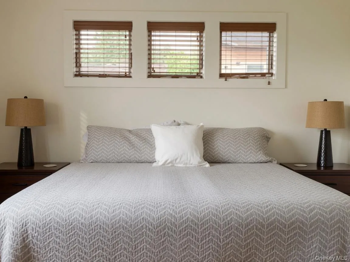 221 Bay Walk, Brookhaven, NY, 3 Bedrooms Bedrooms, 7 Rooms Rooms,4 BathroomsBathrooms,Residential,For Rent,Bay,0,1054538 221 Bay Walk, Brookhaven, NY, 3 Bedrooms Bedrooms, 7 Rooms Rooms,4 BathroomsBathrooms,Residential,For Rent,Bay,0,1054538