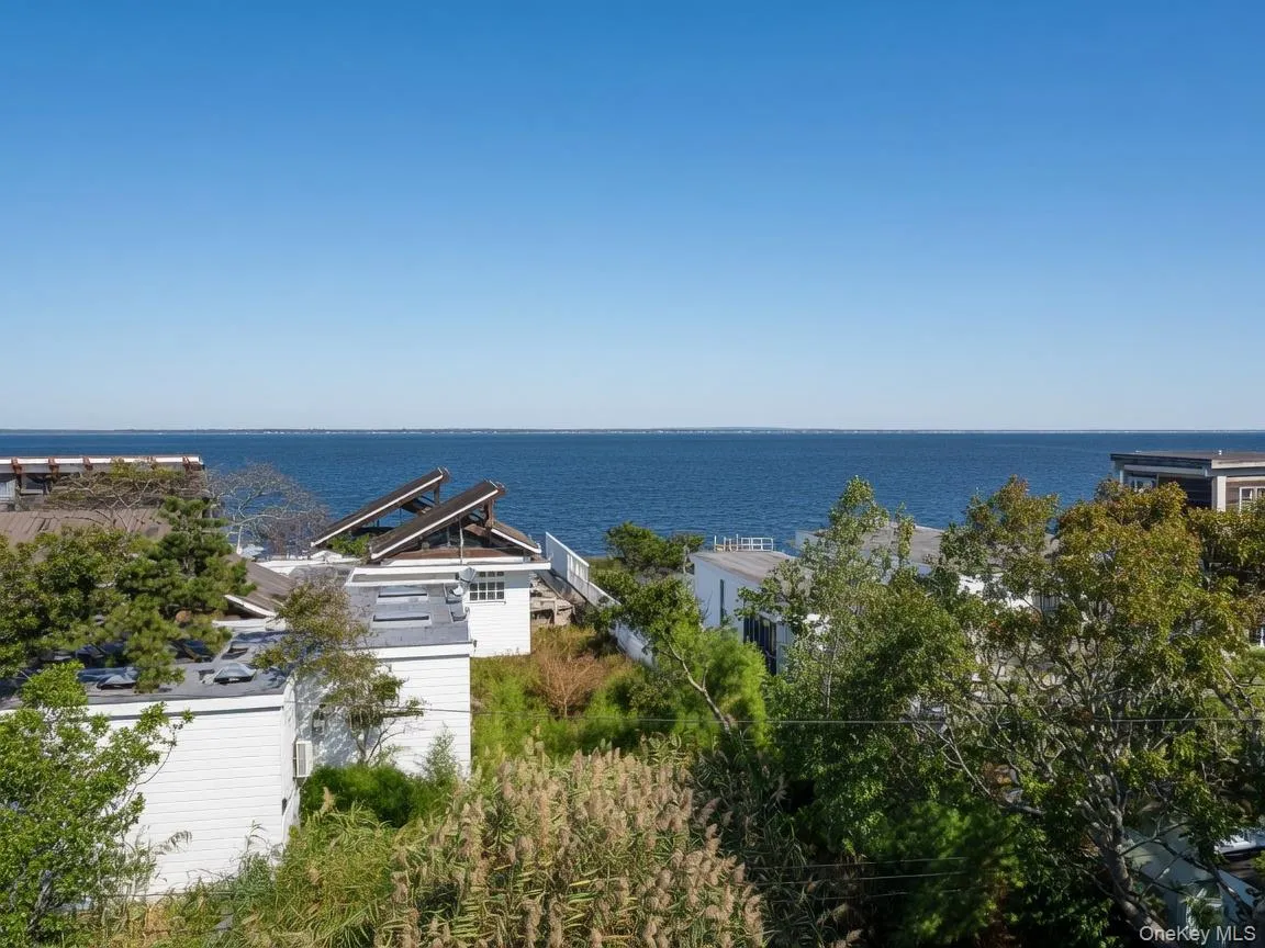 221 Bay Walk, Brookhaven, NY, 3 Bedrooms Bedrooms, 7 Rooms Rooms,4 BathroomsBathrooms,Residential,For Rent,Bay,0,1054538 221 Bay Walk, Brookhaven, NY, 3 Bedrooms Bedrooms, 7 Rooms Rooms,4 BathroomsBathrooms,Residential,For Rent,Bay,0,1054538