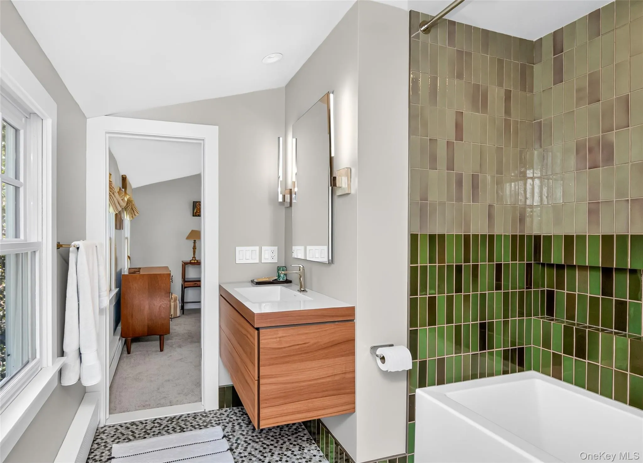 229 Water Mill Towd Road, Southampton, NY, 3 Bedroom Bedrooms, 5 Room Rooms,2 BathroomBathrooms,Residential Lease,For Rent,Water Mill Towd,0,1054541 229 Water Mill Towd Road, Southampton, NY, 3 Bedroom Bedrooms, 5 Room Rooms,2 BathroomBathrooms,Residential Lease,For Rent,Water Mill Towd,0,1054541