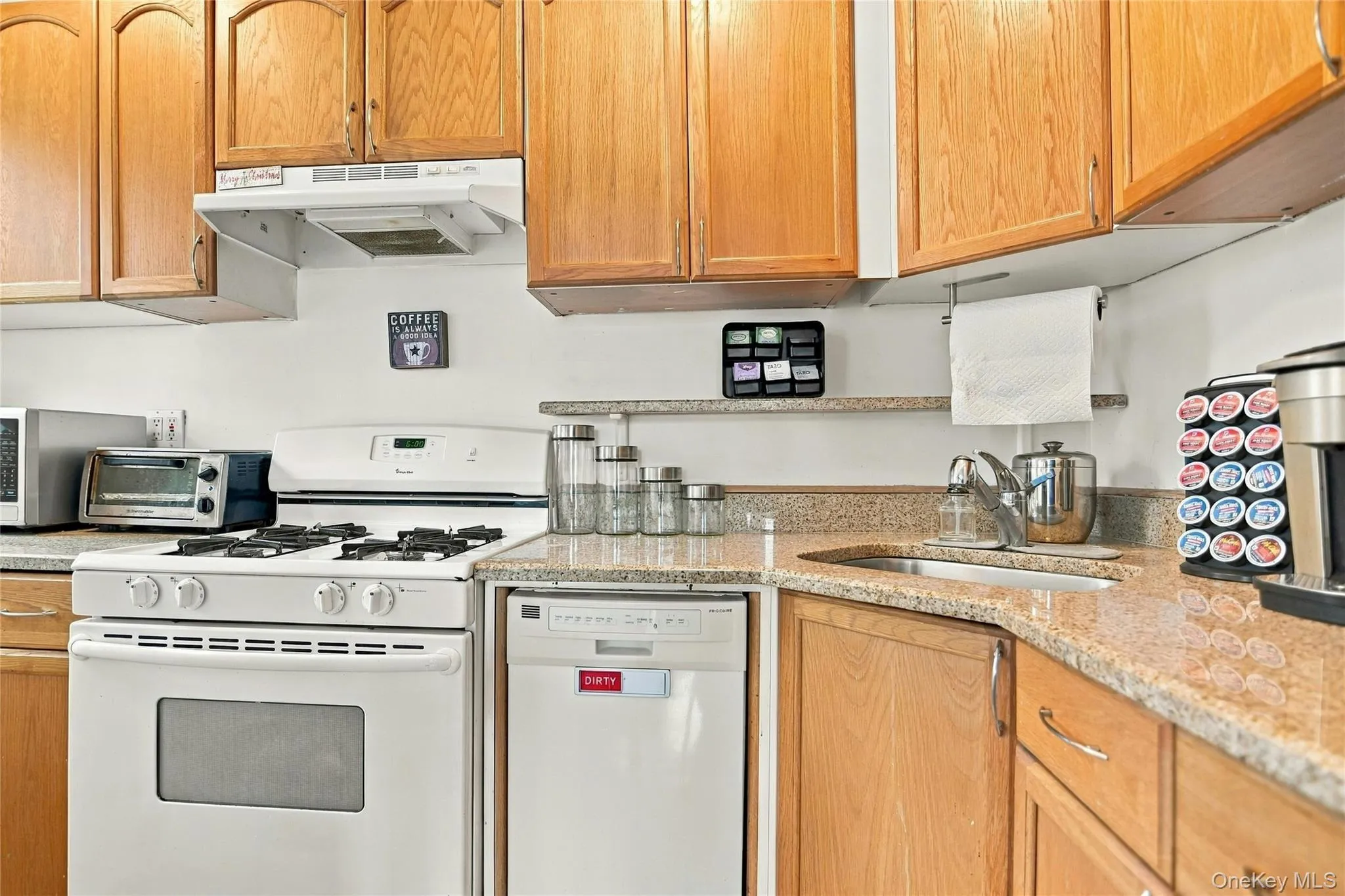 21 Bond Street, North Hempstead, NY, 1 Bedroom Bedrooms, 3 Rooms Rooms,1 BathroomBathrooms,Residential,For Rent,Bond,0,1054542 21 Bond Street, North Hempstead, NY, 1 Bedroom Bedrooms, 3 Rooms Rooms,1 BathroomBathrooms,Residential,For Rent,Bond,0,1054542