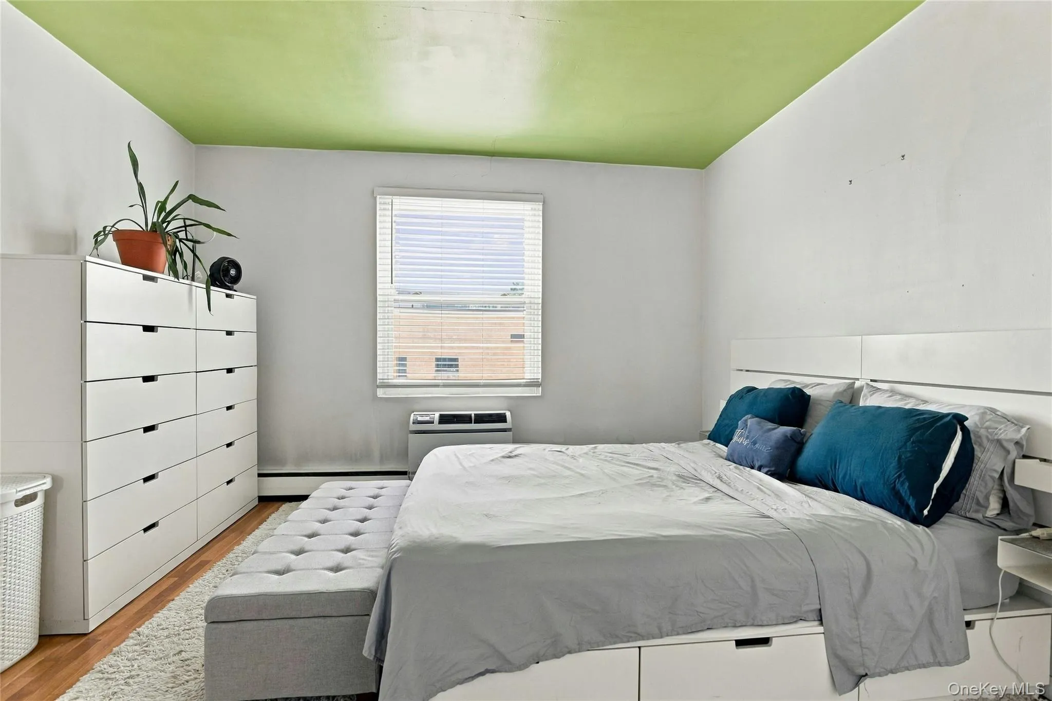 21 Bond Street, North Hempstead, NY, 1 Bedroom Bedrooms, 3 Rooms Rooms,1 BathroomBathrooms,Residential,For Rent,Bond,0,1054542 21 Bond Street, North Hempstead, NY, 1 Bedroom Bedrooms, 3 Rooms Rooms,1 BathroomBathrooms,Residential,For Rent,Bond,0,1054542