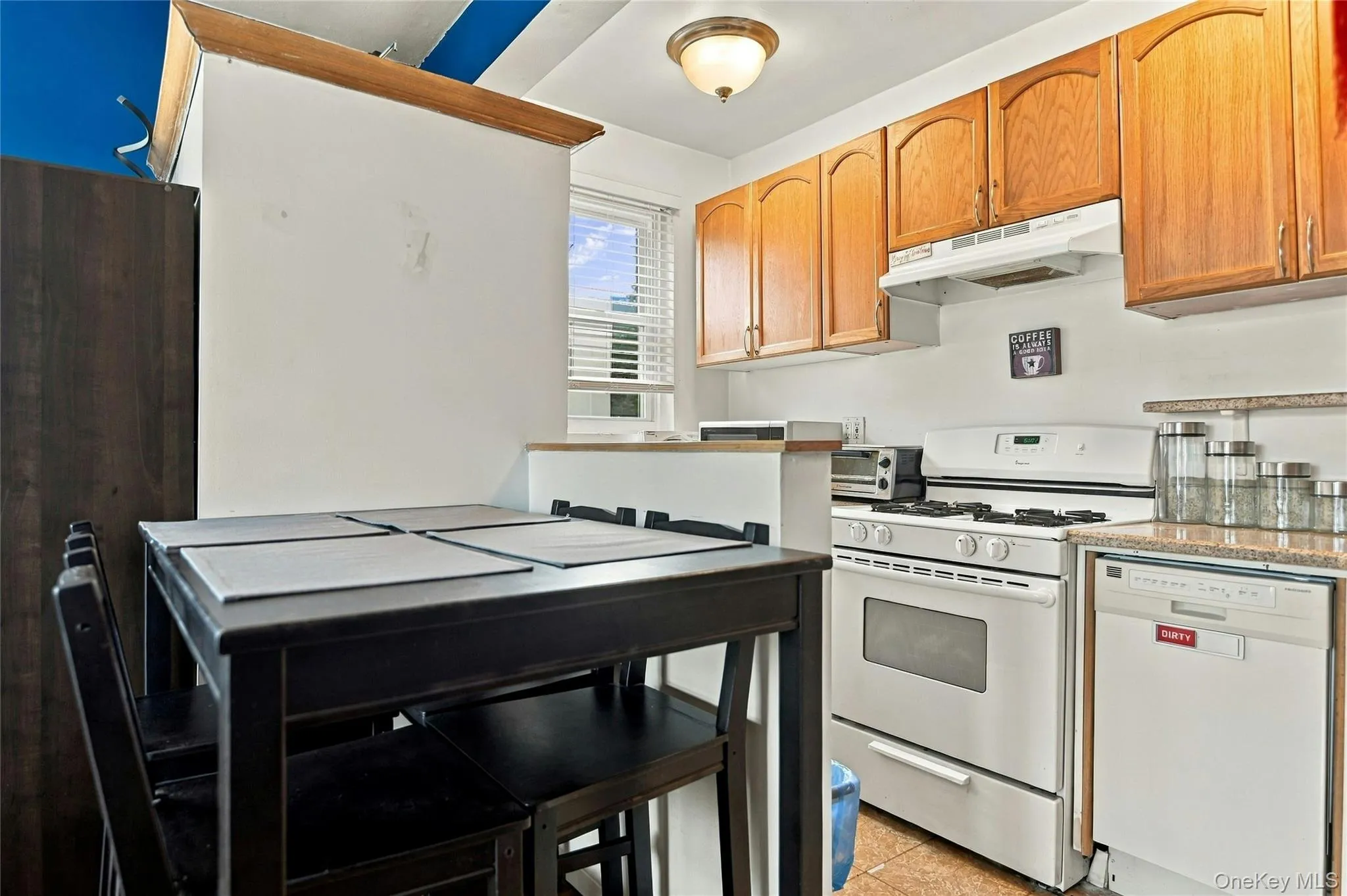 21 Bond Street, North Hempstead, NY, 1 Bedroom Bedrooms, 3 Rooms Rooms,1 BathroomBathrooms,Residential,For Rent,Bond,0,1054542 21 Bond Street, North Hempstead, NY, 1 Bedroom Bedrooms, 3 Rooms Rooms,1 BathroomBathrooms,Residential,For Rent,Bond,0,1054542