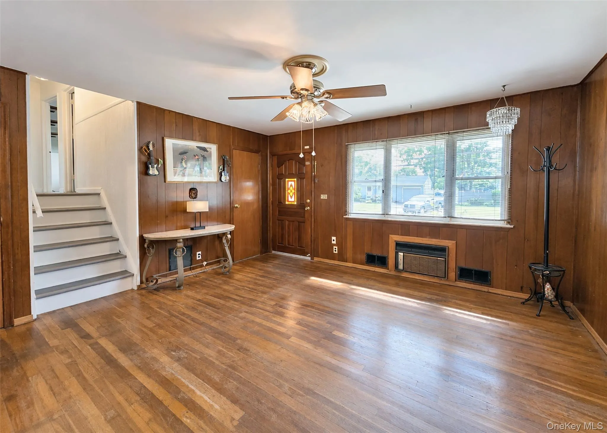27 Halsey Street, Brookhaven, NY, 4 Bedrooms Bedrooms, 7 Rooms Rooms,1 BathroomBathrooms,Residential,For Rent,Halsey,0,1054544 27 Halsey Street, Brookhaven, NY, 4 Bedrooms Bedrooms, 7 Rooms Rooms,1 BathroomBathrooms,Residential,For Rent,Halsey,0,1054544