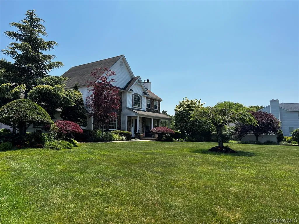 14 Debbie Street, Brookhaven, NY, 4 Bedrooms Bedrooms, 15 Rooms Rooms,3 BathroomsBathrooms,Residential Lease,For Rent,Debbie,0,1054548 14 Debbie Street, Brookhaven, NY, 4 Bedrooms Bedrooms, 15 Rooms Rooms,3 BathroomsBathrooms,Residential Lease,For Rent,Debbie,0,1054548