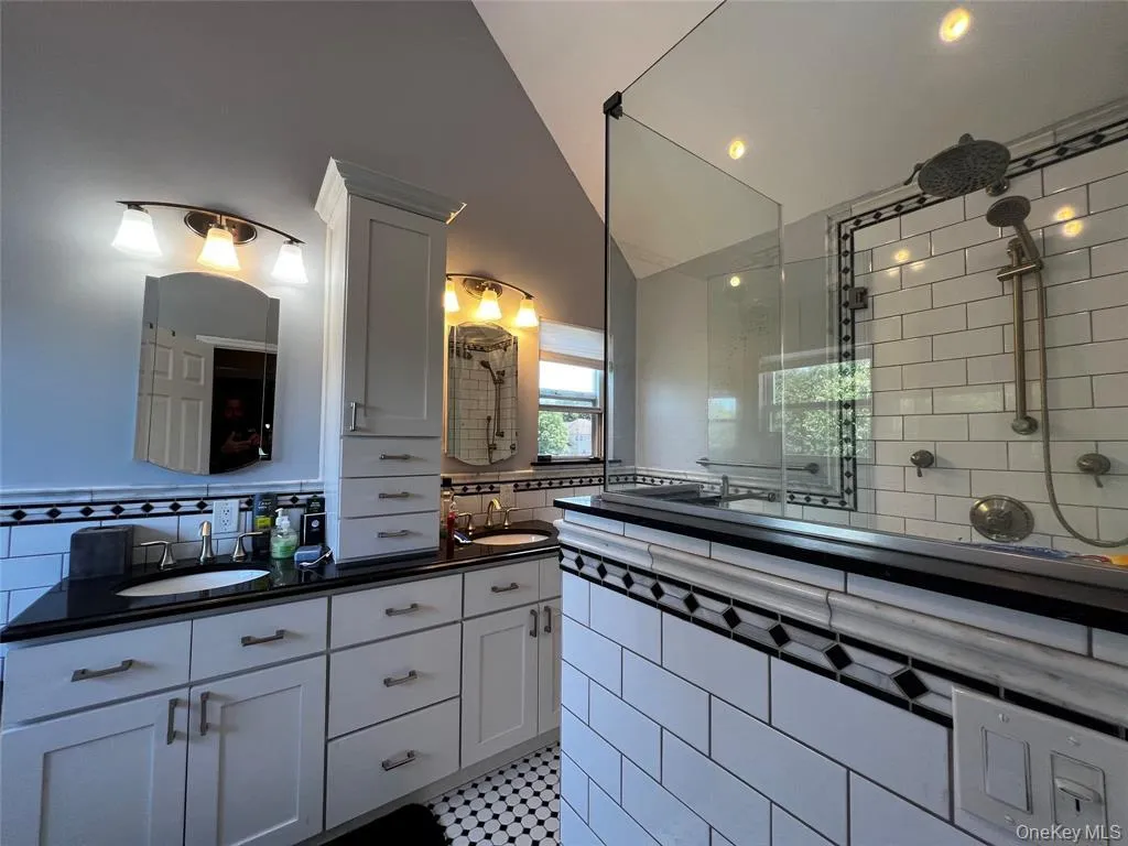 14 Debbie Street, Brookhaven, NY, 4 Bedrooms Bedrooms, 15 Rooms Rooms,3 BathroomsBathrooms,Residential Lease,For Rent,Debbie,0,1054548 14 Debbie Street, Brookhaven, NY, 4 Bedrooms Bedrooms, 15 Rooms Rooms,3 BathroomsBathrooms,Residential Lease,For Rent,Debbie,0,1054548