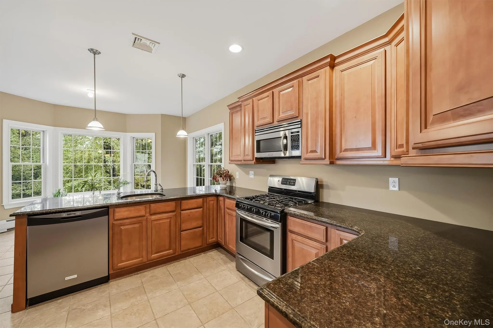 118 Ridge Road, Clarkstown, NY, 4 Bedrooms Bedrooms, 10 Rooms Rooms,2 BathroomsBathrooms,Residential,For Rent,Ridge,0,1054550 118 Ridge Road, Clarkstown, NY, 4 Bedrooms Bedrooms, 10 Rooms Rooms,2 BathroomsBathrooms,Residential,For Rent,Ridge,0,1054550