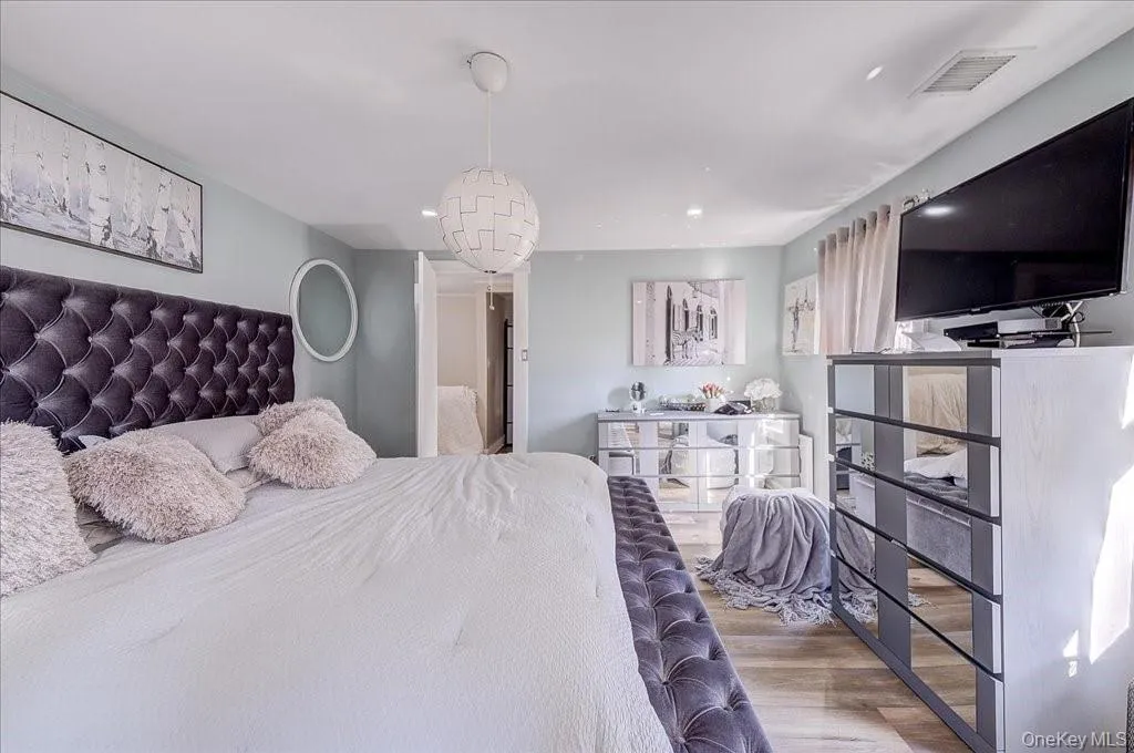 98 Pomona Rd, Ramapo, NY, 4 Bedrooms Bedrooms, 8 Rooms Rooms,2 BathroomsBathrooms,Residential Lease,For Rent,Pomona Rd,0,1054555 98 Pomona Rd, Ramapo, NY, 4 Bedrooms Bedrooms, 8 Rooms Rooms,2 BathroomsBathrooms,Residential Lease,For Rent,Pomona Rd,0,1054555