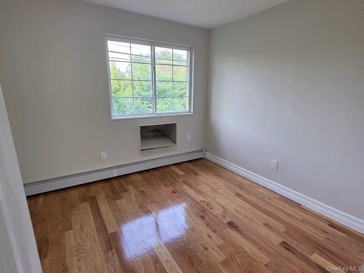 11505 Bedell Street, New York, NY, 3 Bedrooms Bedrooms, 4 Rooms Rooms,1 BathroomBathrooms,Residential Lease,For Rent,Bedell,0,1054557 11505 Bedell Street, New York, NY, 3 Bedrooms Bedrooms, 4 Rooms Rooms,1 BathroomBathrooms,Residential Lease,For Rent,Bedell,0,1054557