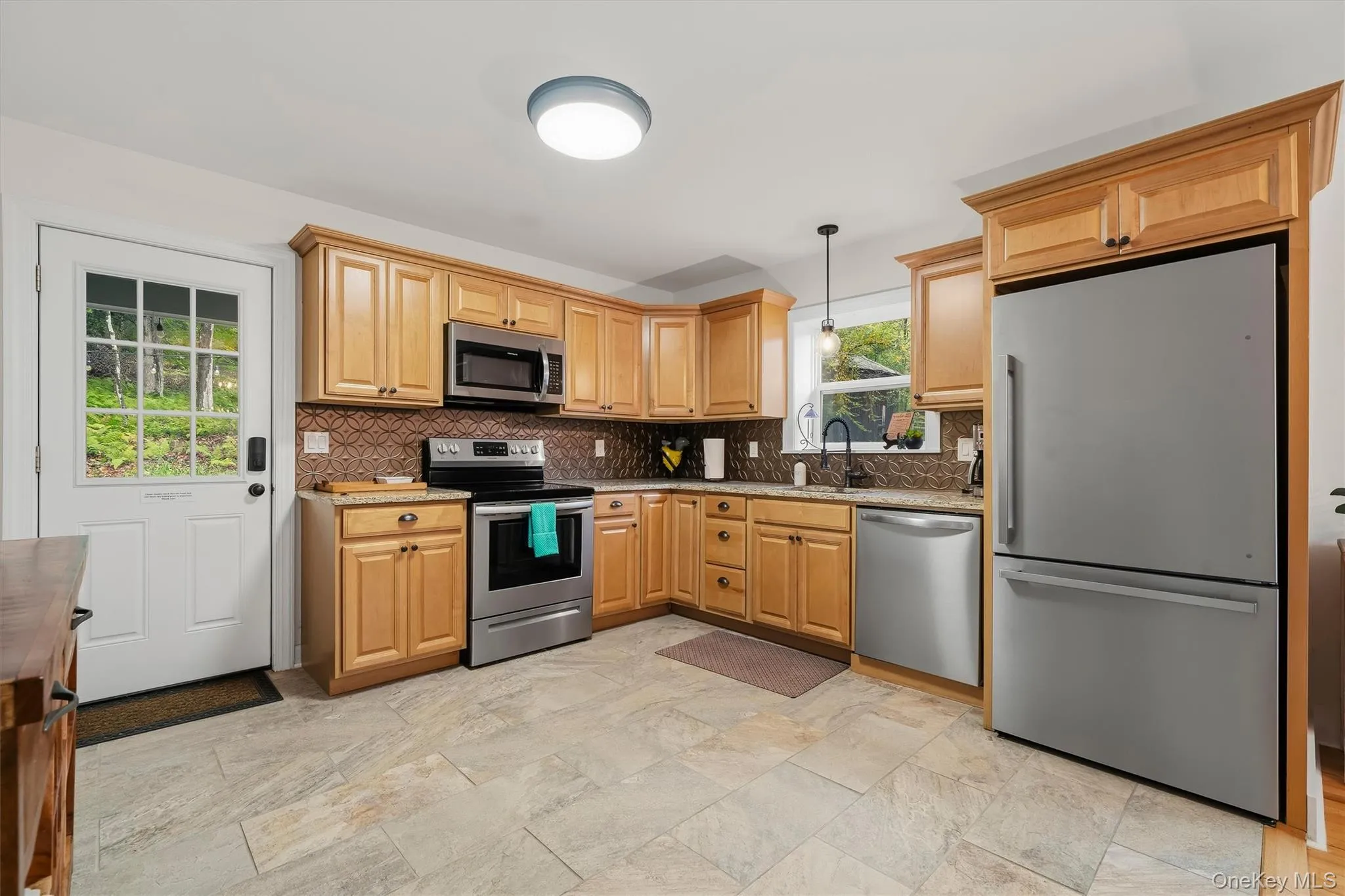 187 Gulf Road, Rockland, NY, 4 Bedrooms Bedrooms, 6 Rooms Rooms,2 BathroomsBathrooms,Residential,For Rent,Gulf,0,1054560 187 Gulf Road, Rockland, NY, 4 Bedrooms Bedrooms, 6 Rooms Rooms,2 BathroomsBathrooms,Residential,For Rent,Gulf,0,1054560